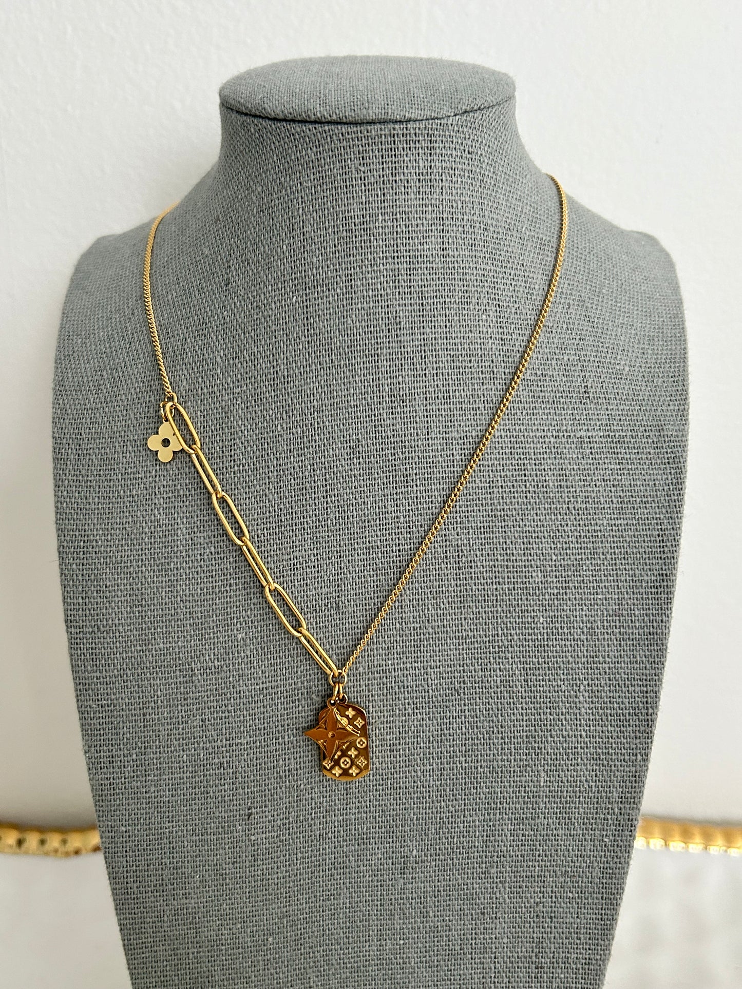 Gabriella necklace