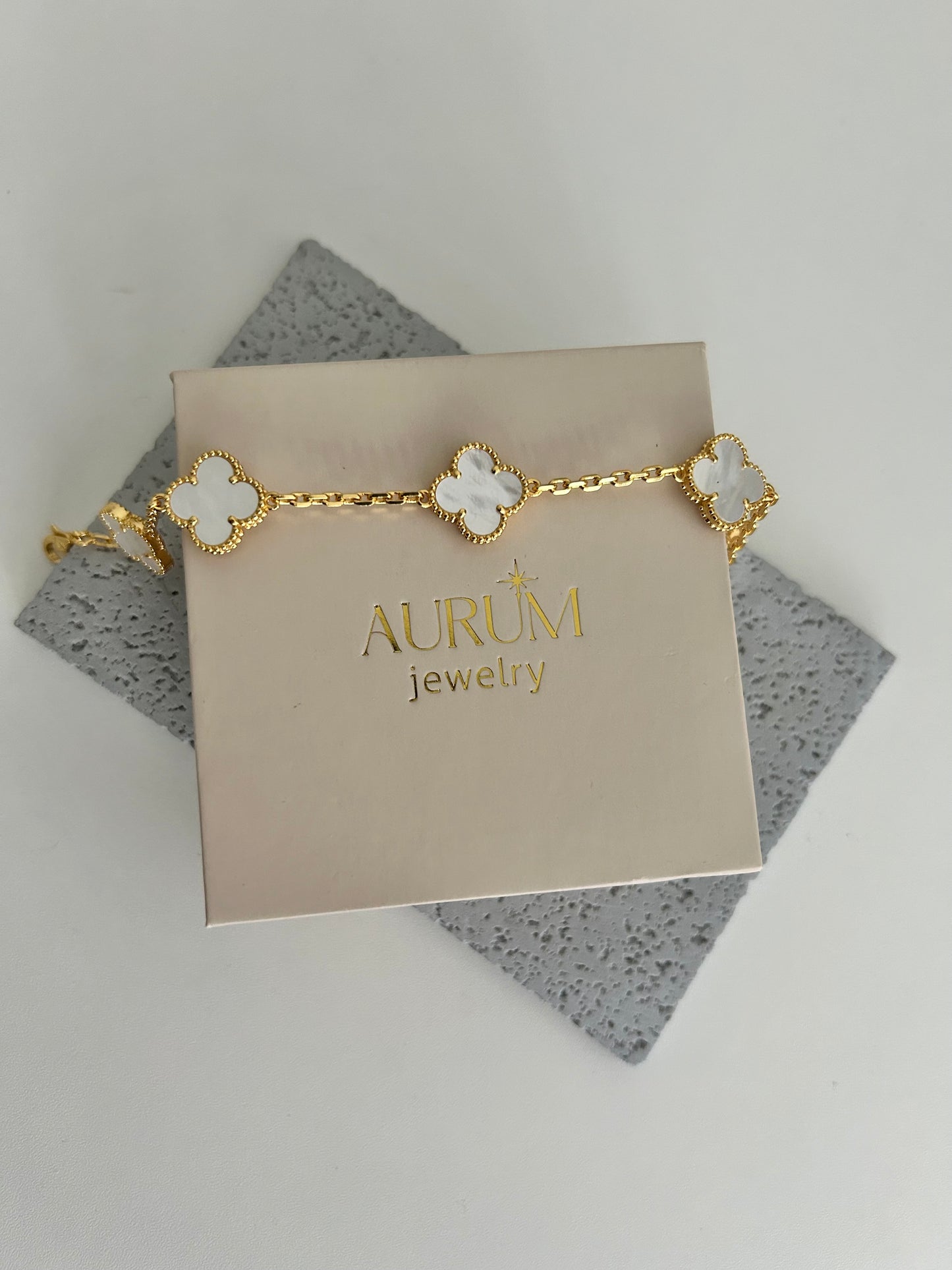 Anya bracelet • White four-leaf clover bracelet