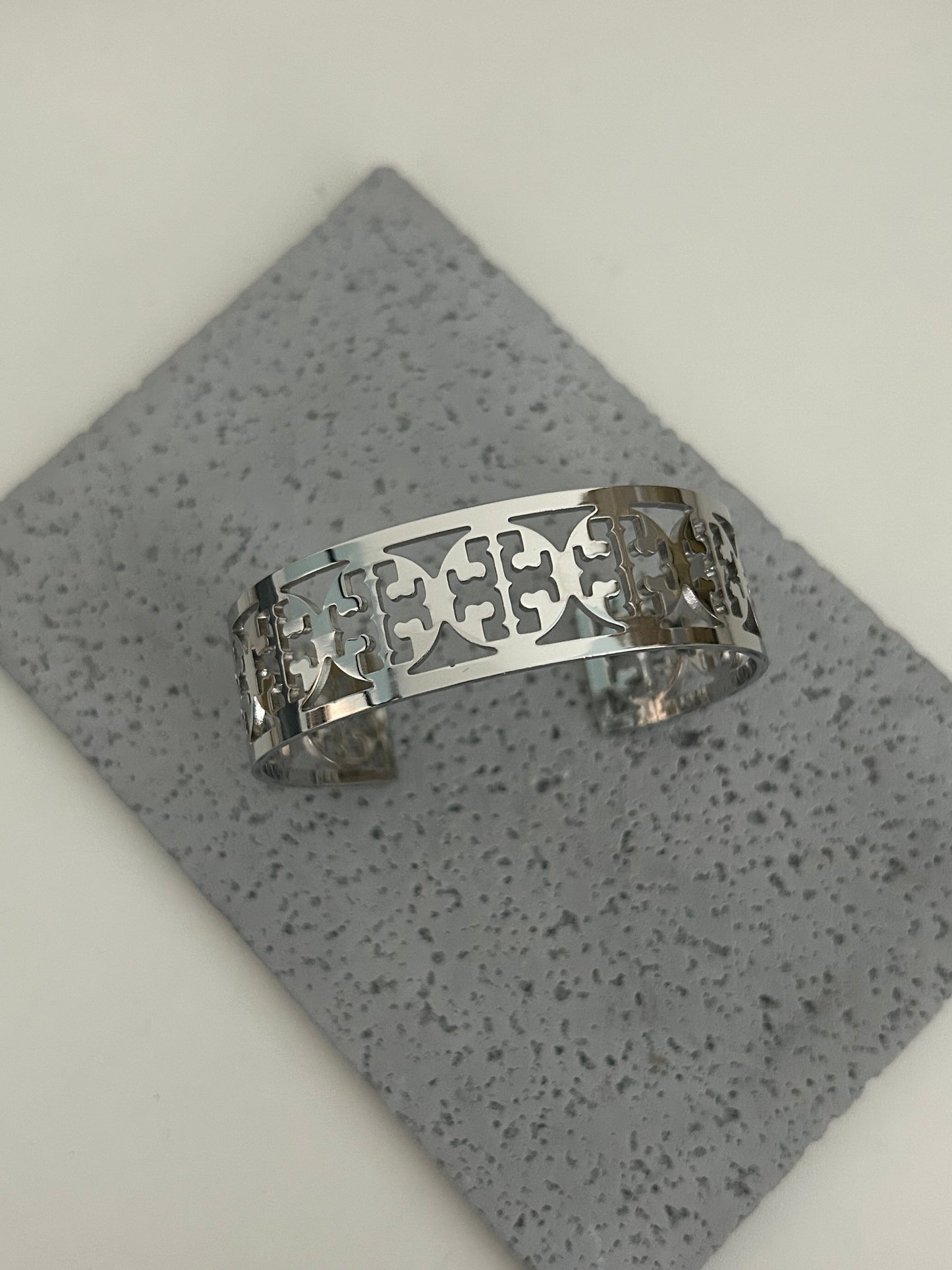 Maham Cuff bangle • Adjustable cuff bangle