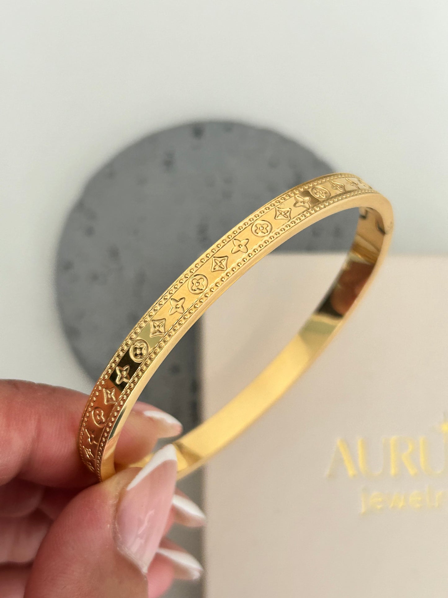 Jasmine bangle