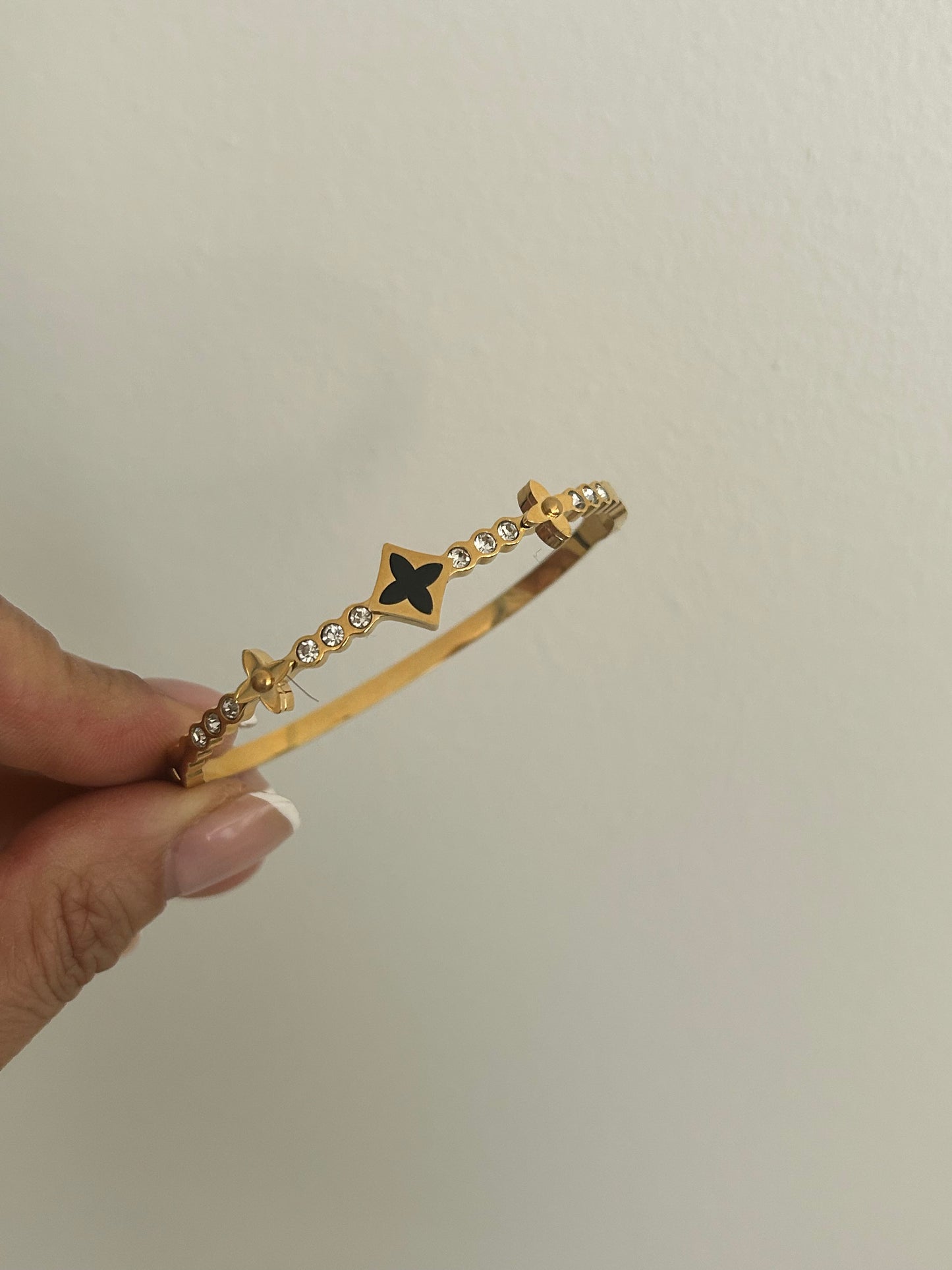 Azalea bangle