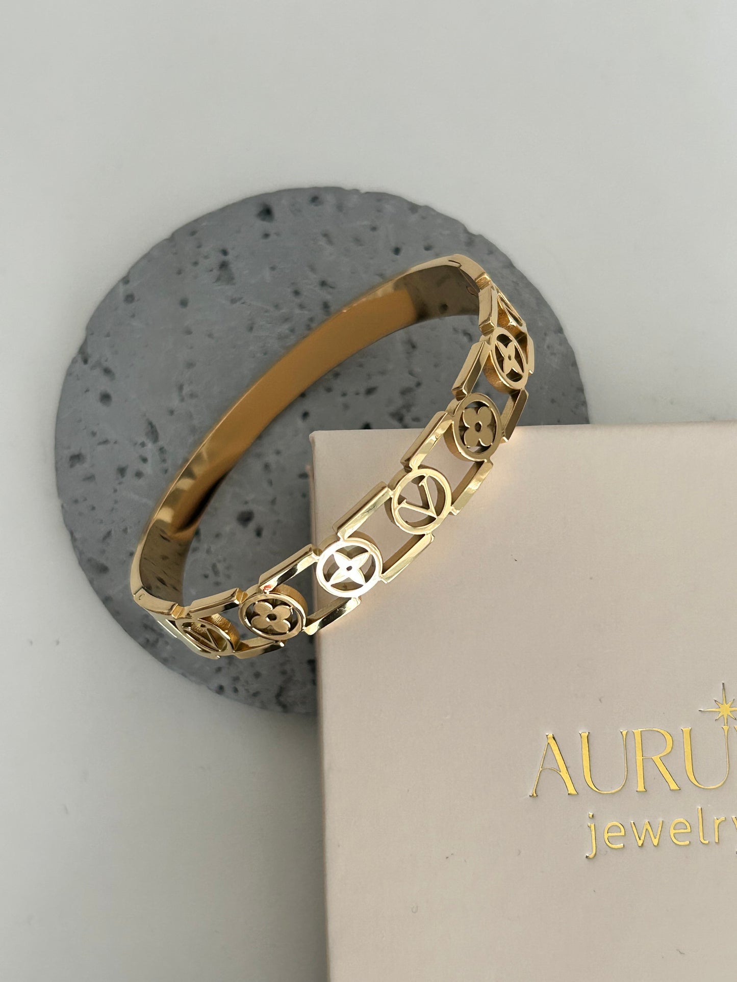 Muberra bangle