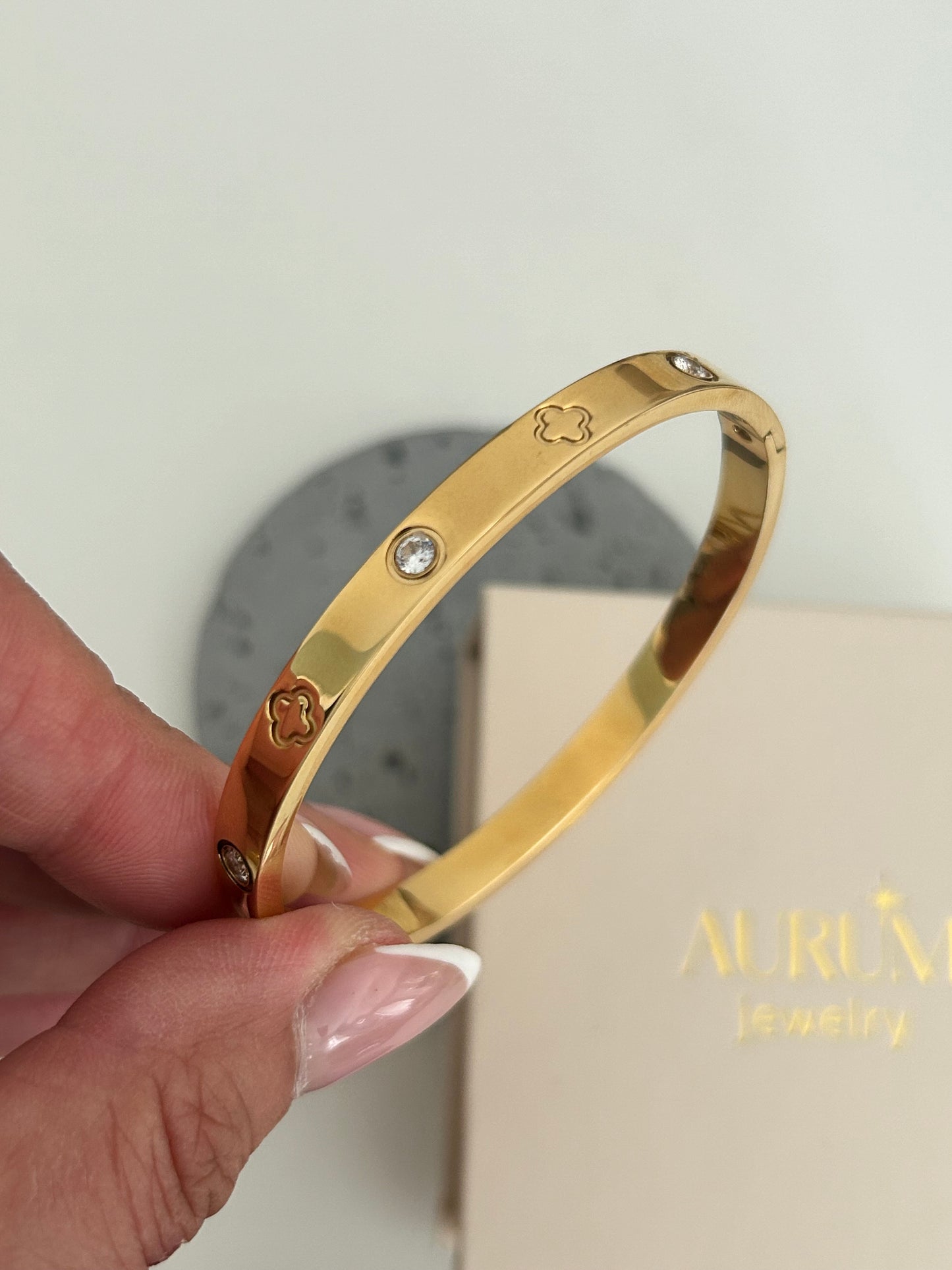 Sania bangle Love clover bracelet