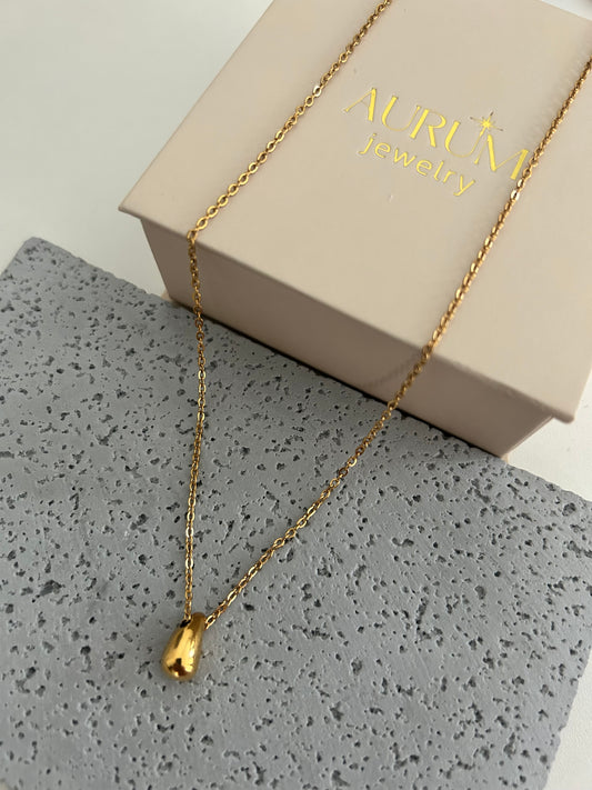 Safia waterdrop gold necklace