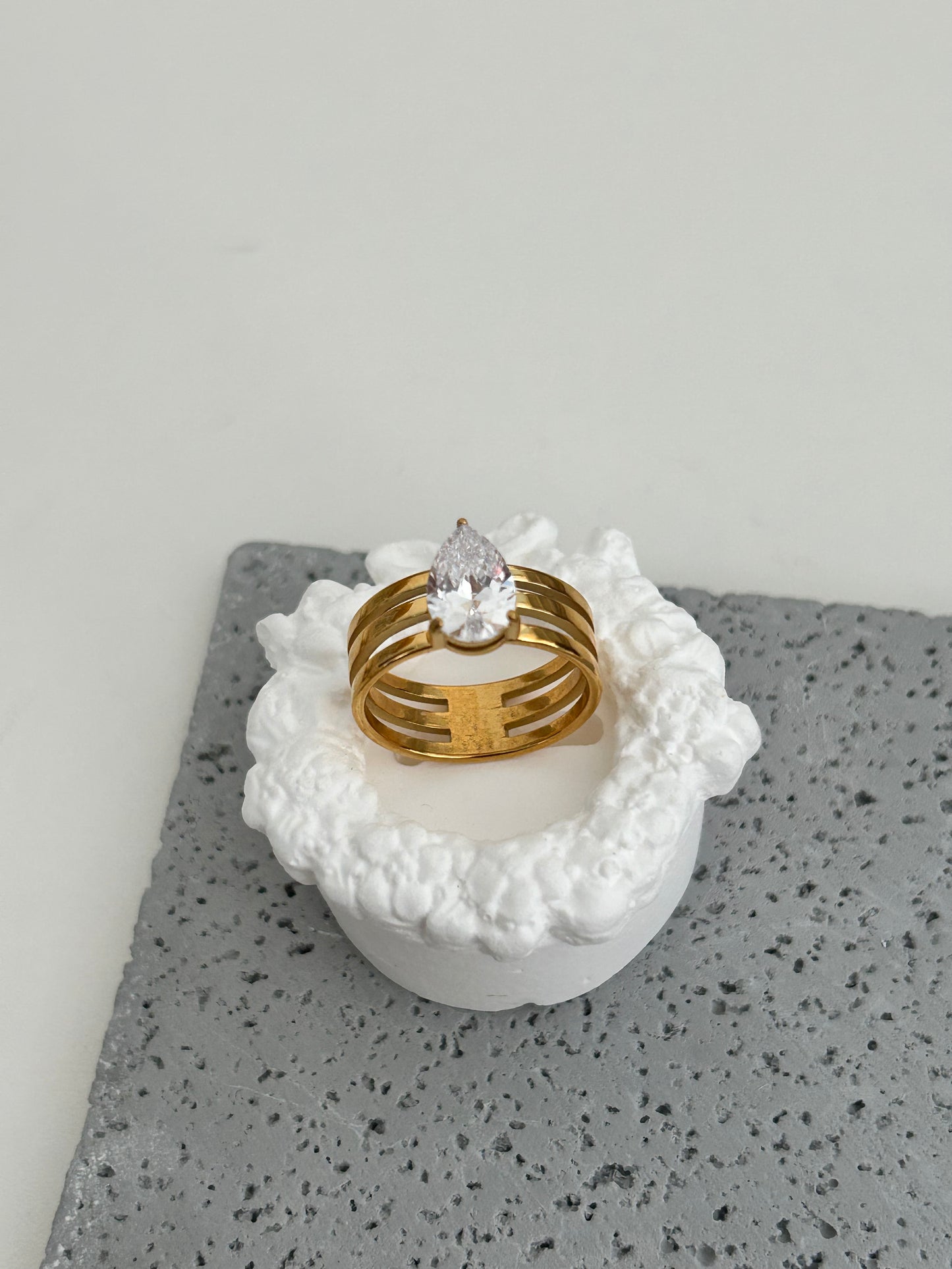 Jayla Ring • Gold chunky ring with pear cut stone