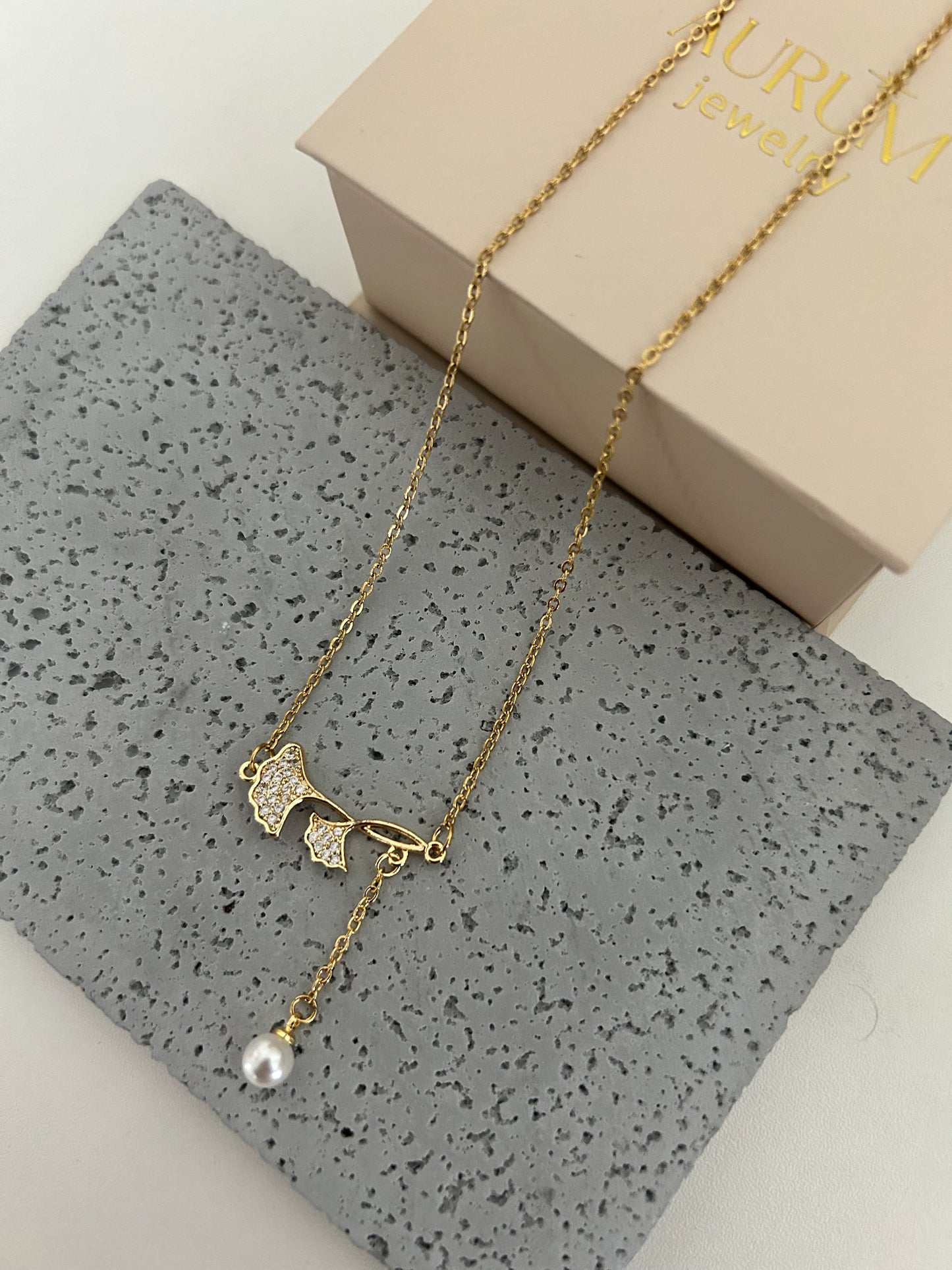 Larissa Necklace •  Delicate Floral Pearl Necklace