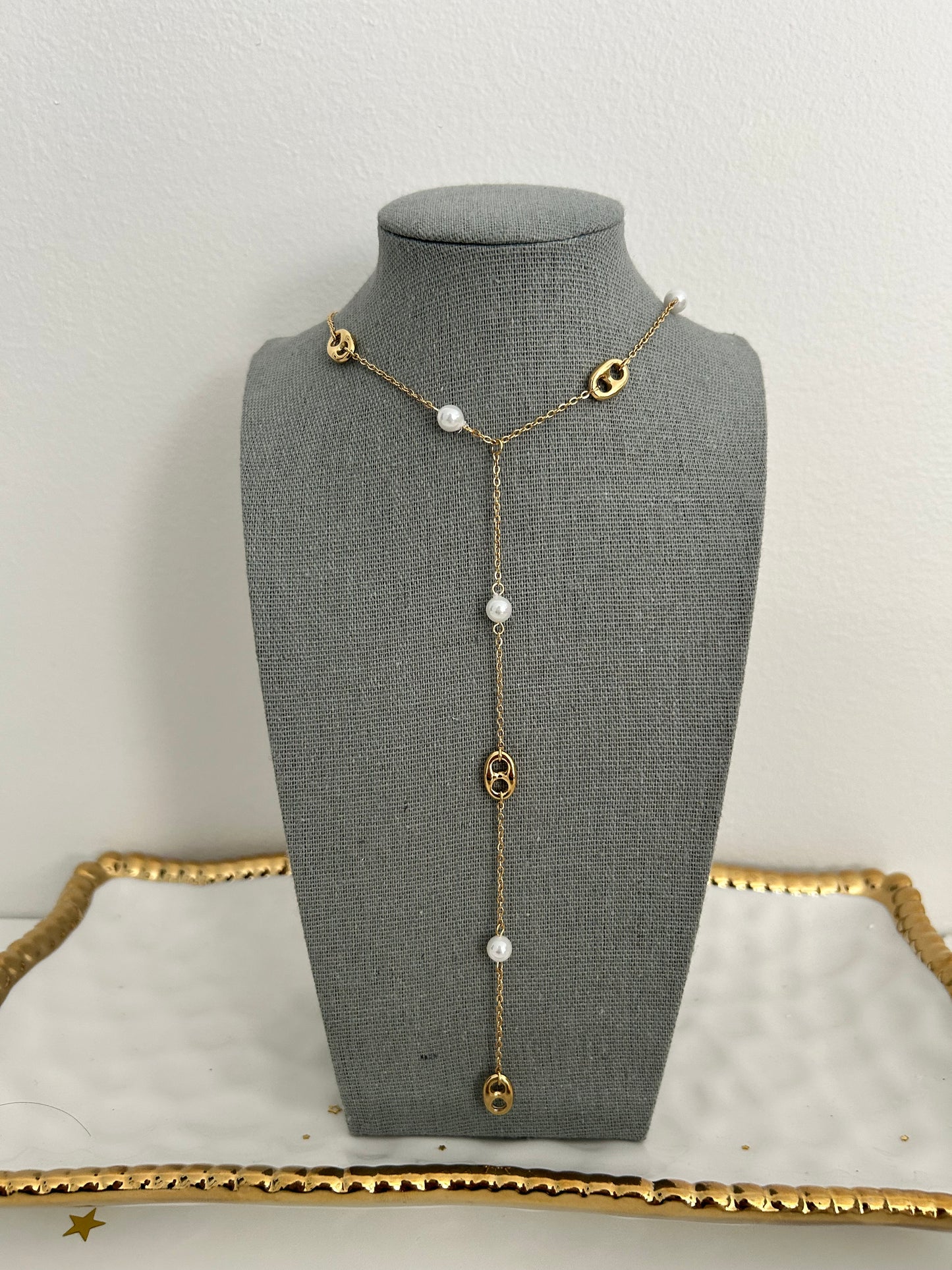 Elena necklace• Pearly Y necklace