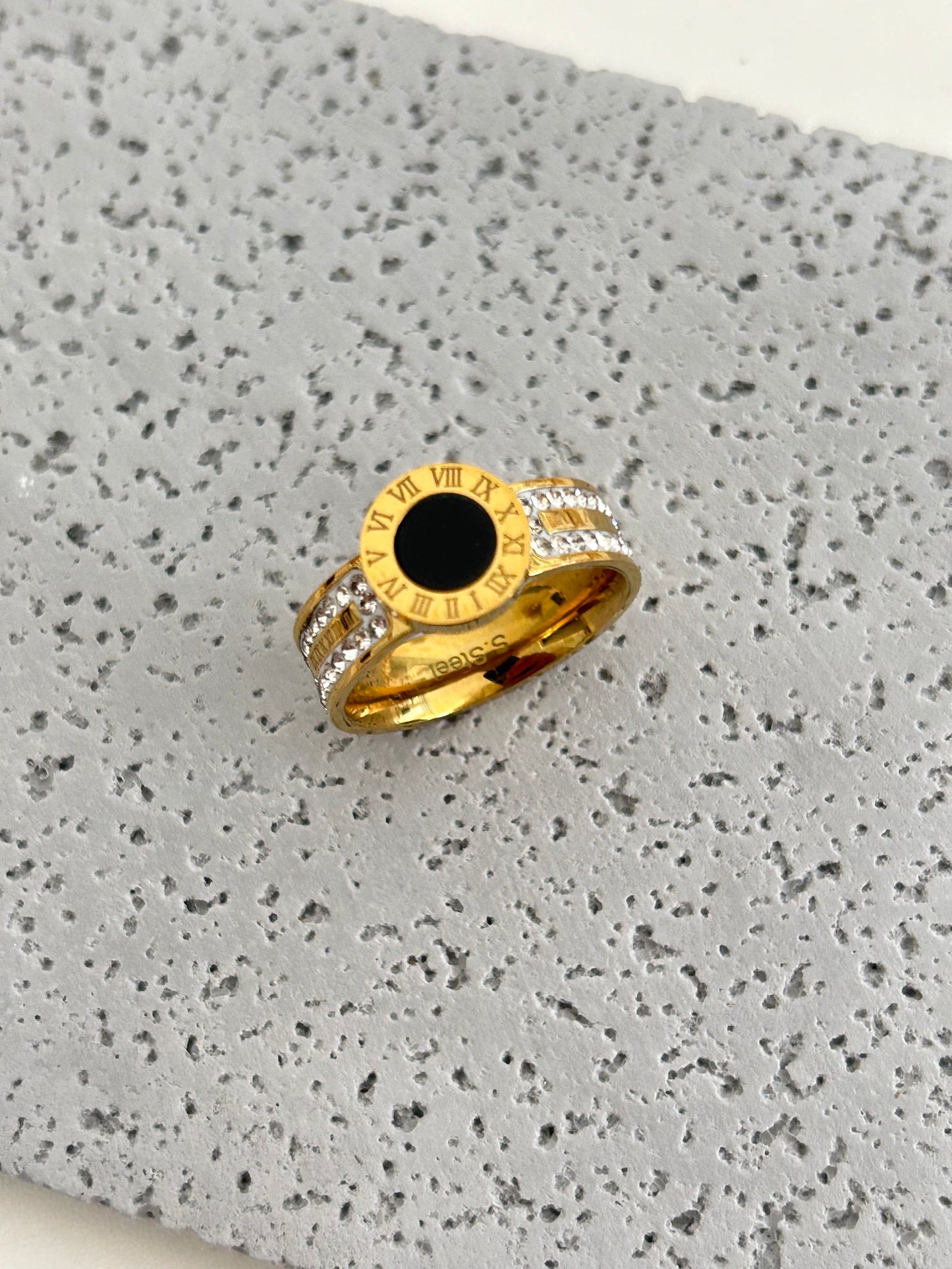 Khalida ring