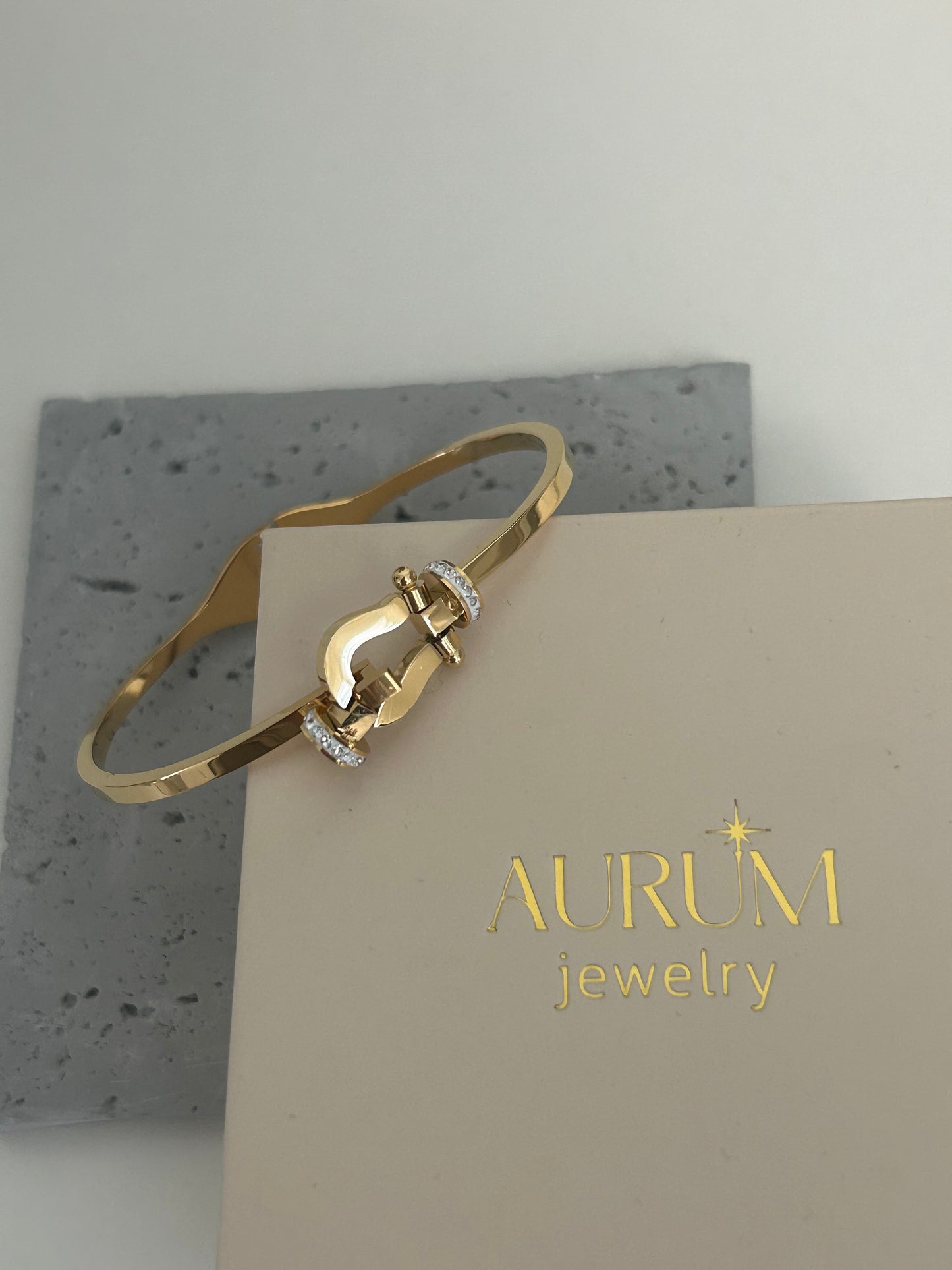 Aurelia bangle