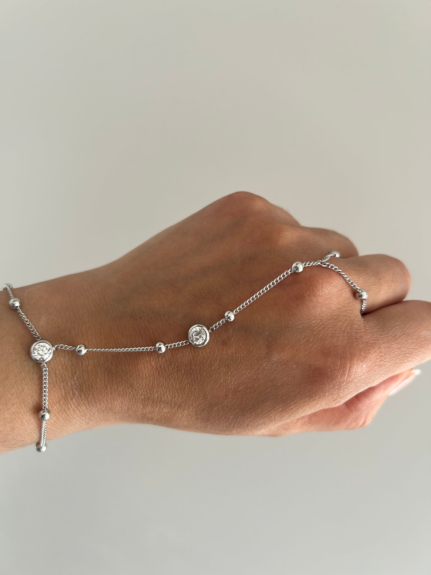 Magalie Hand chain Bracelet & Ring