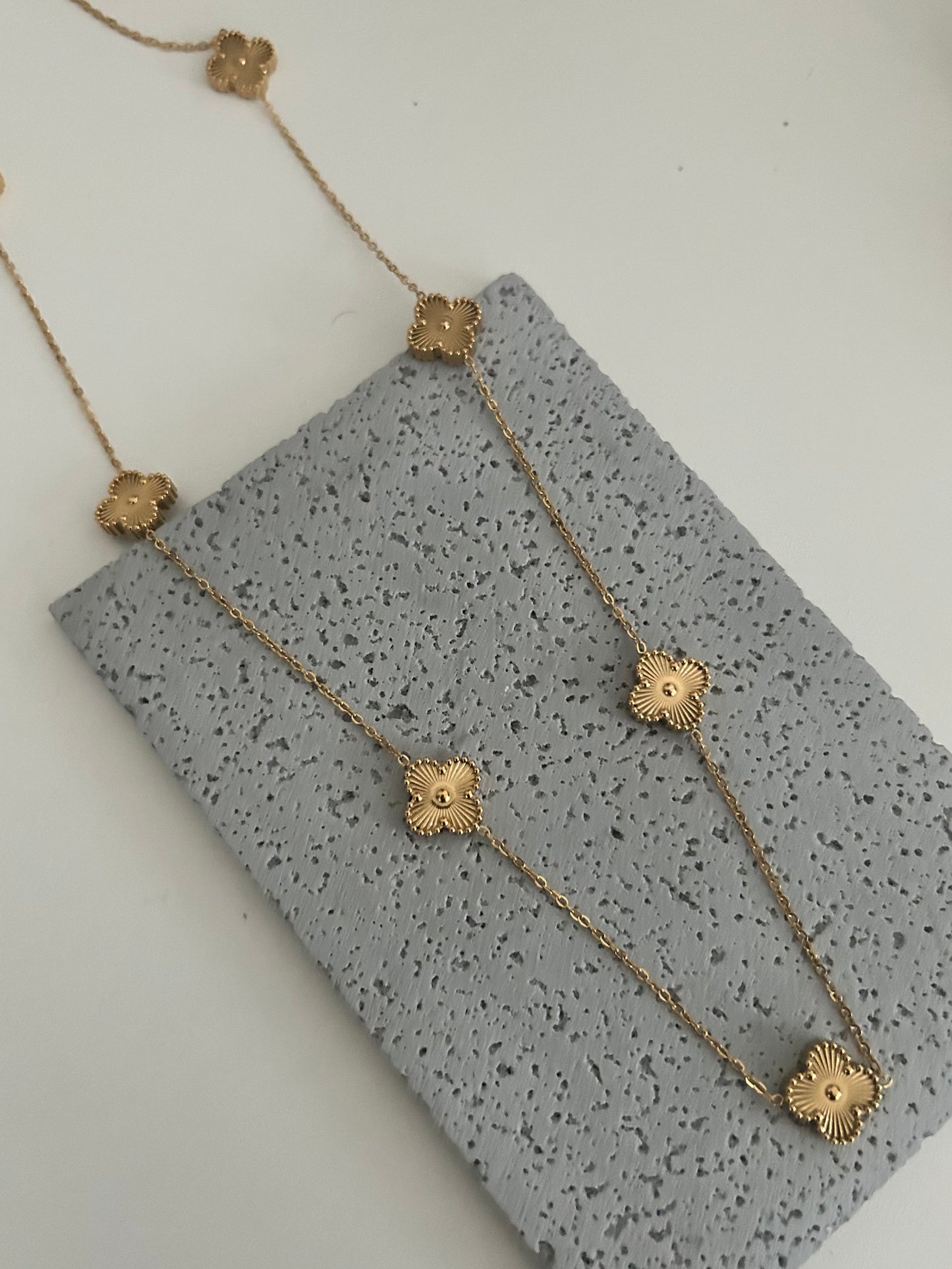 Liya necklace • Long Gold Clovers Necklace