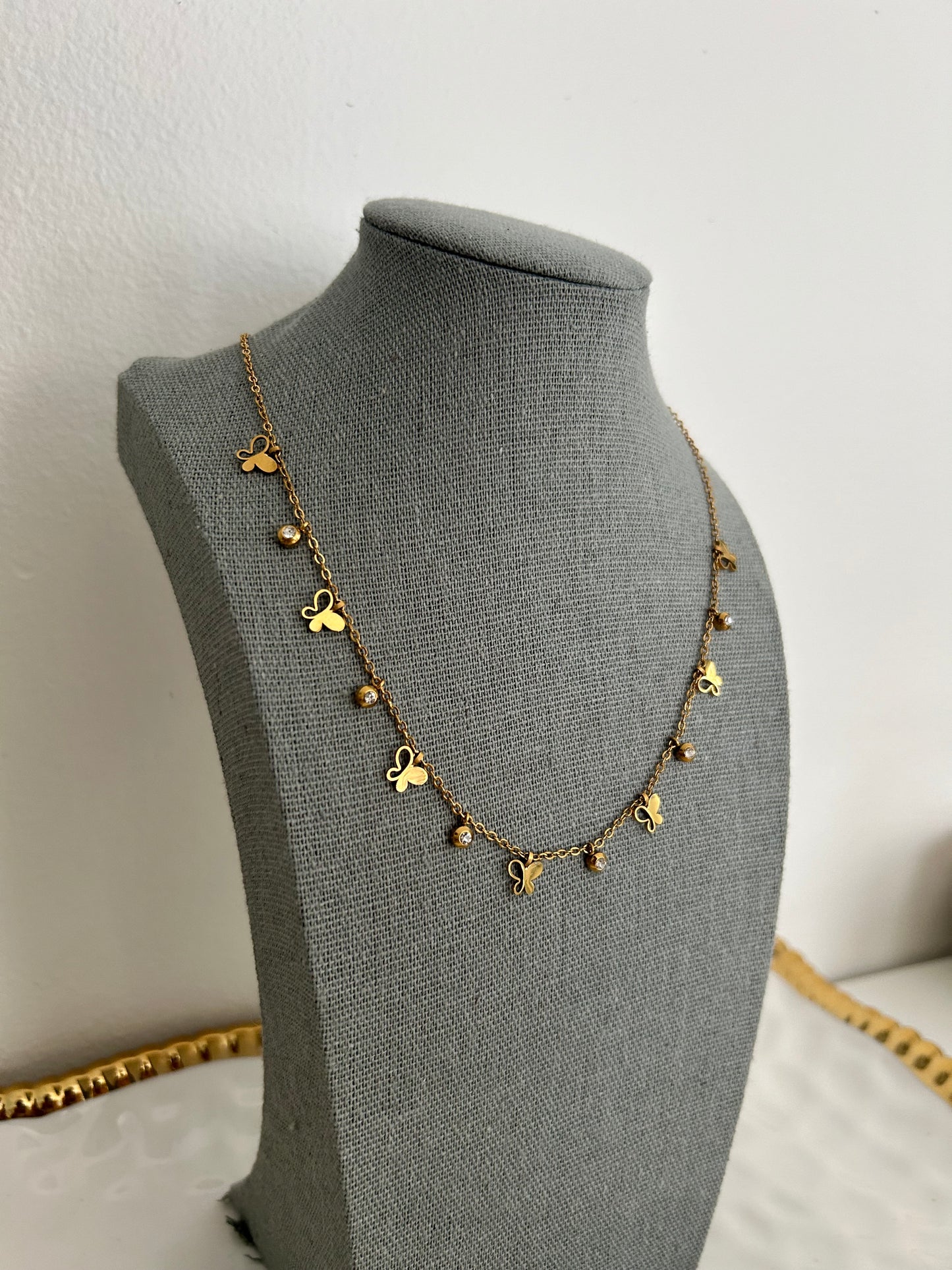 Saige necklace • Butterflies Gold necklace