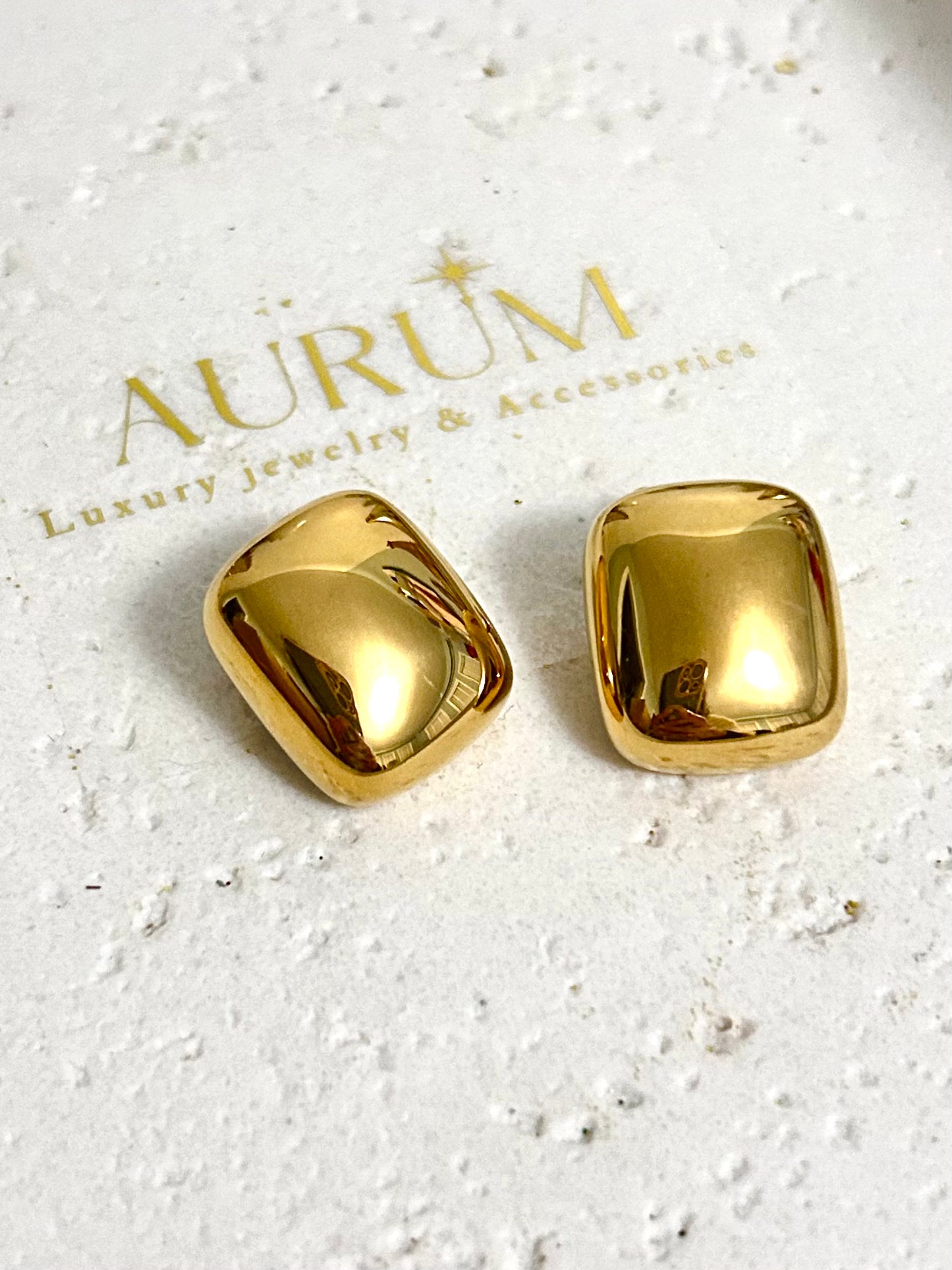 Chunky rectangular gold earrings