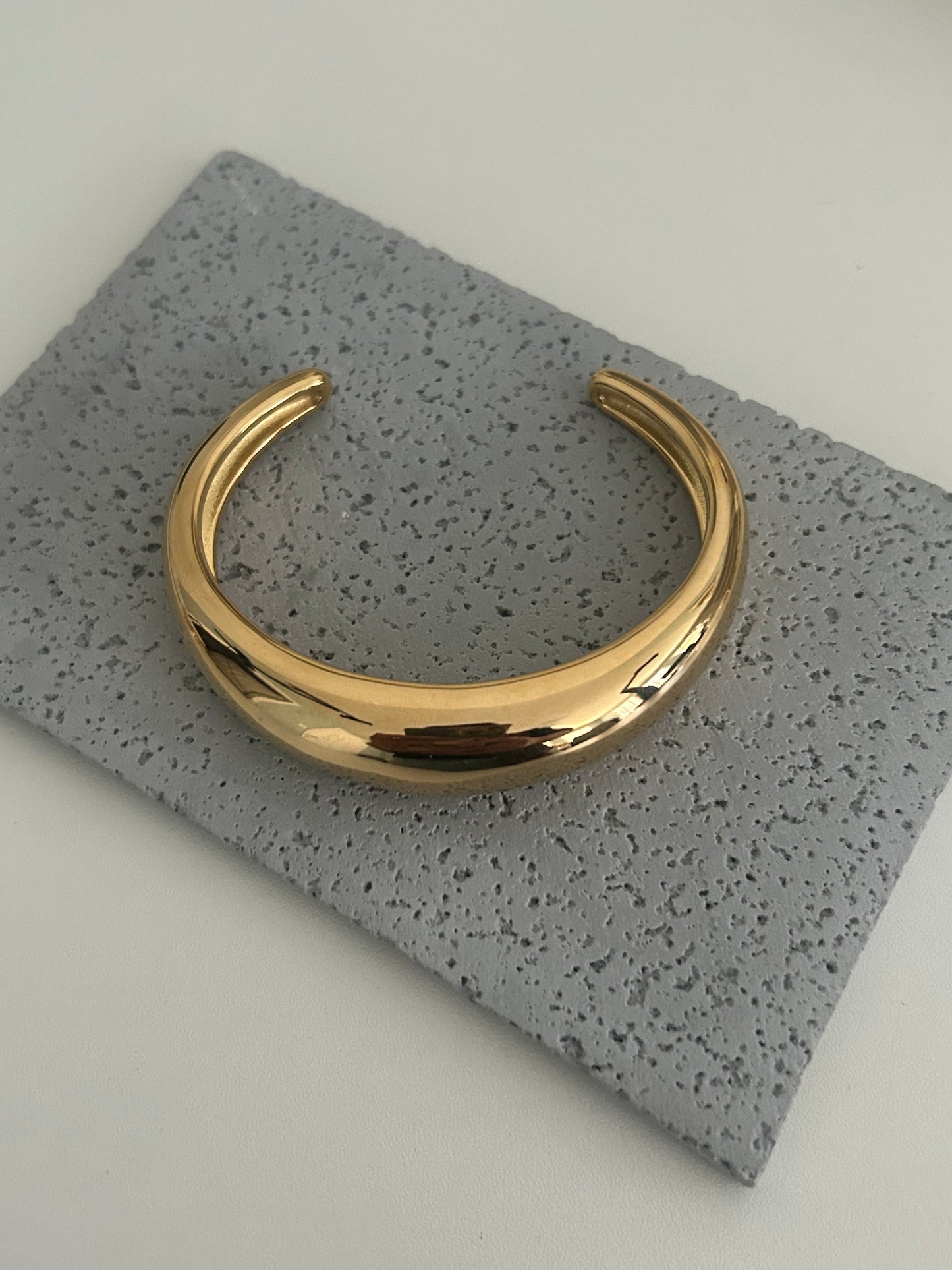 Monardo Cuff bangle • Minimalist cuff bangle