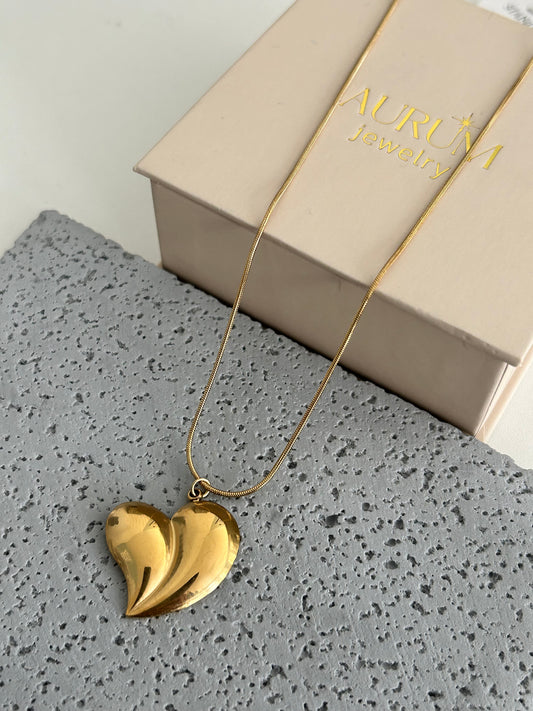 Tania Necklace • Heart necklace