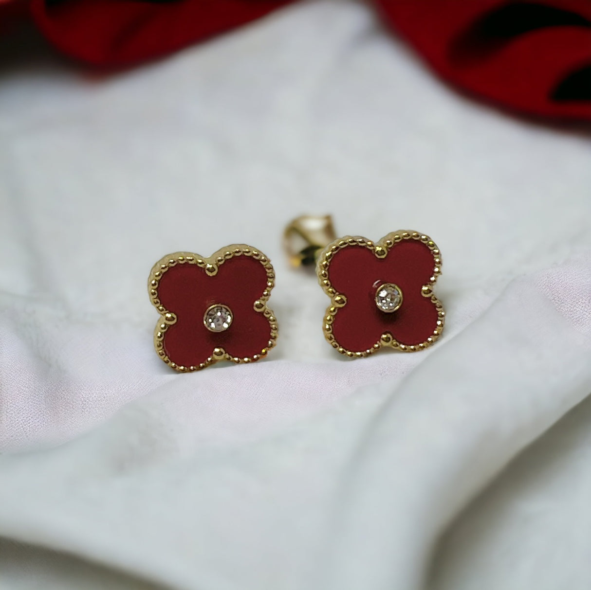 Lucky Sparkle red Clover Earrings