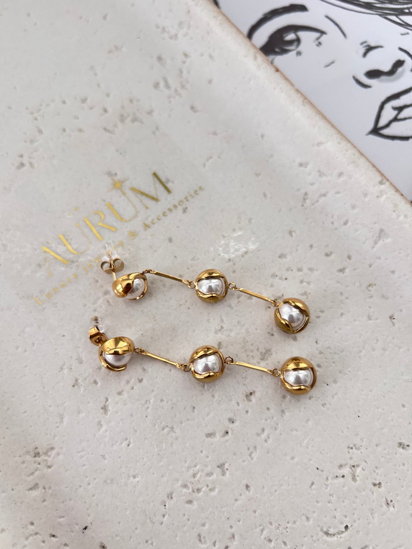 Samantha earrings