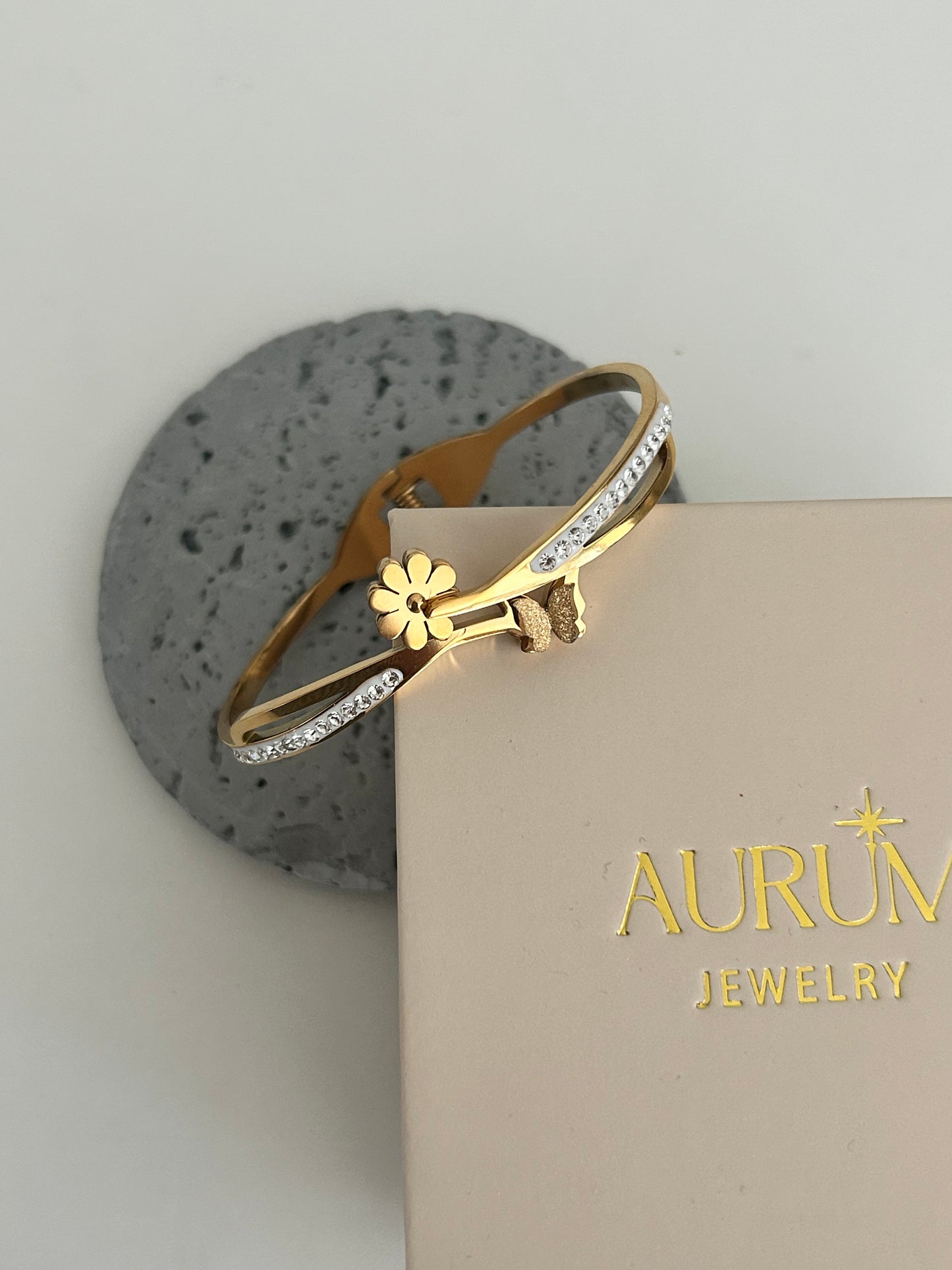 Romie bangle