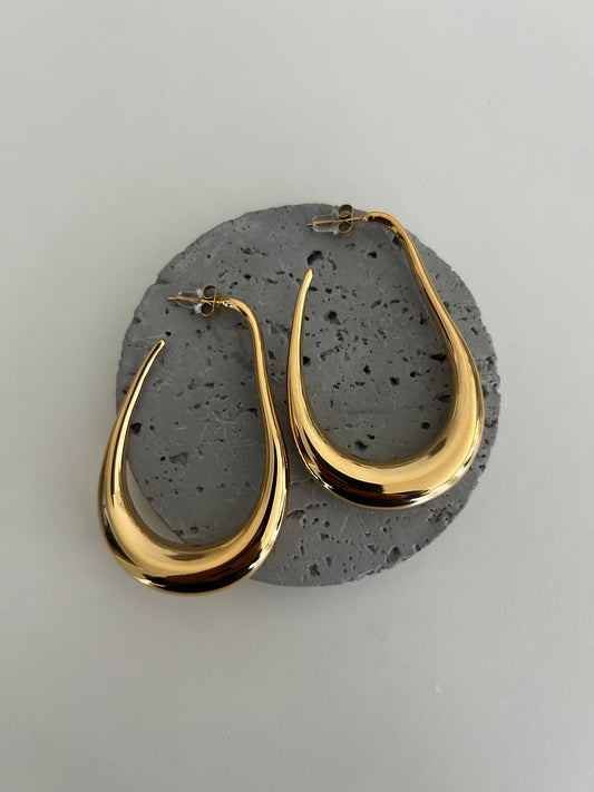 Gini Hoop Earrings