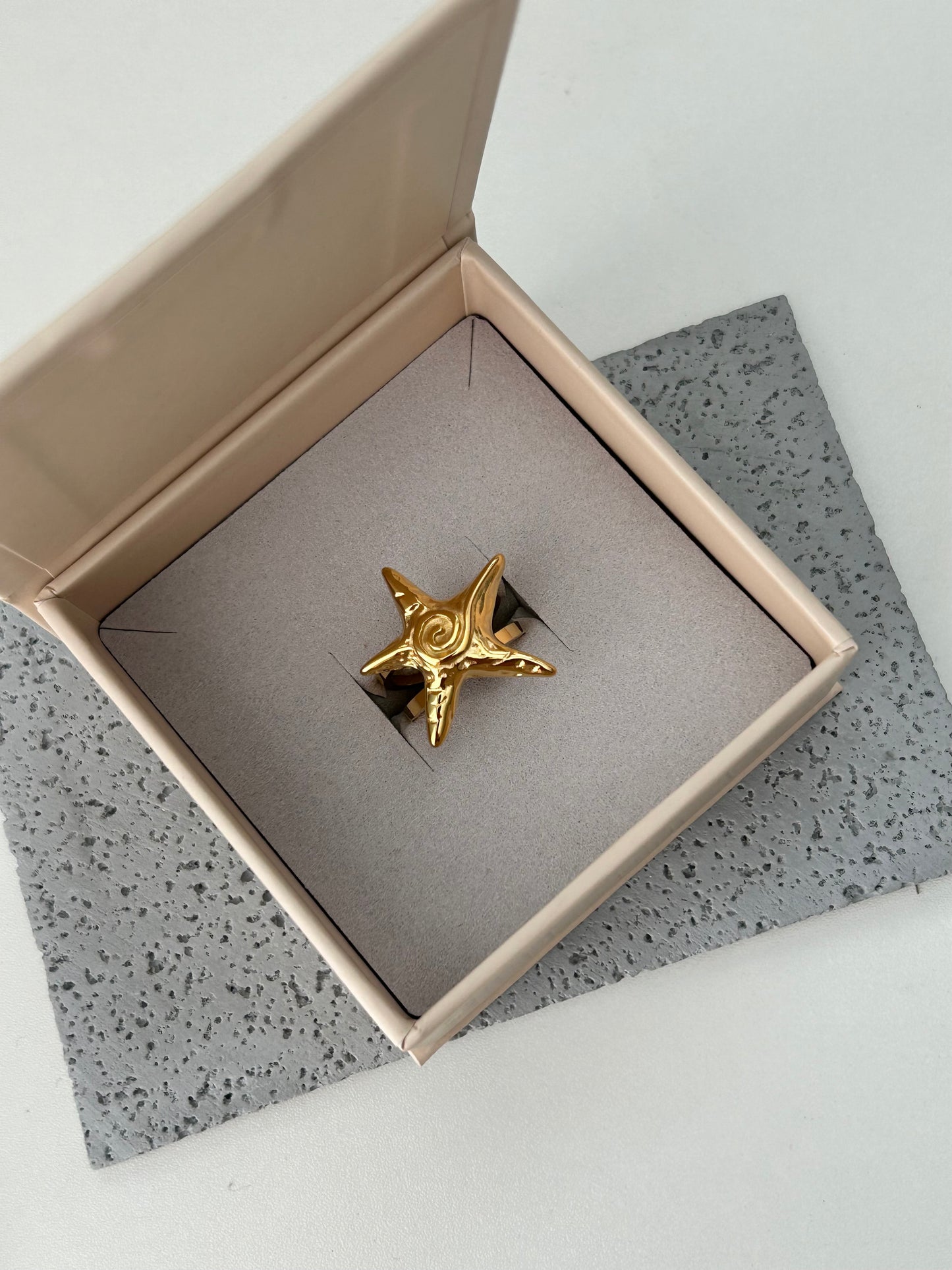 Sissi Ring • Starfish chinky ring