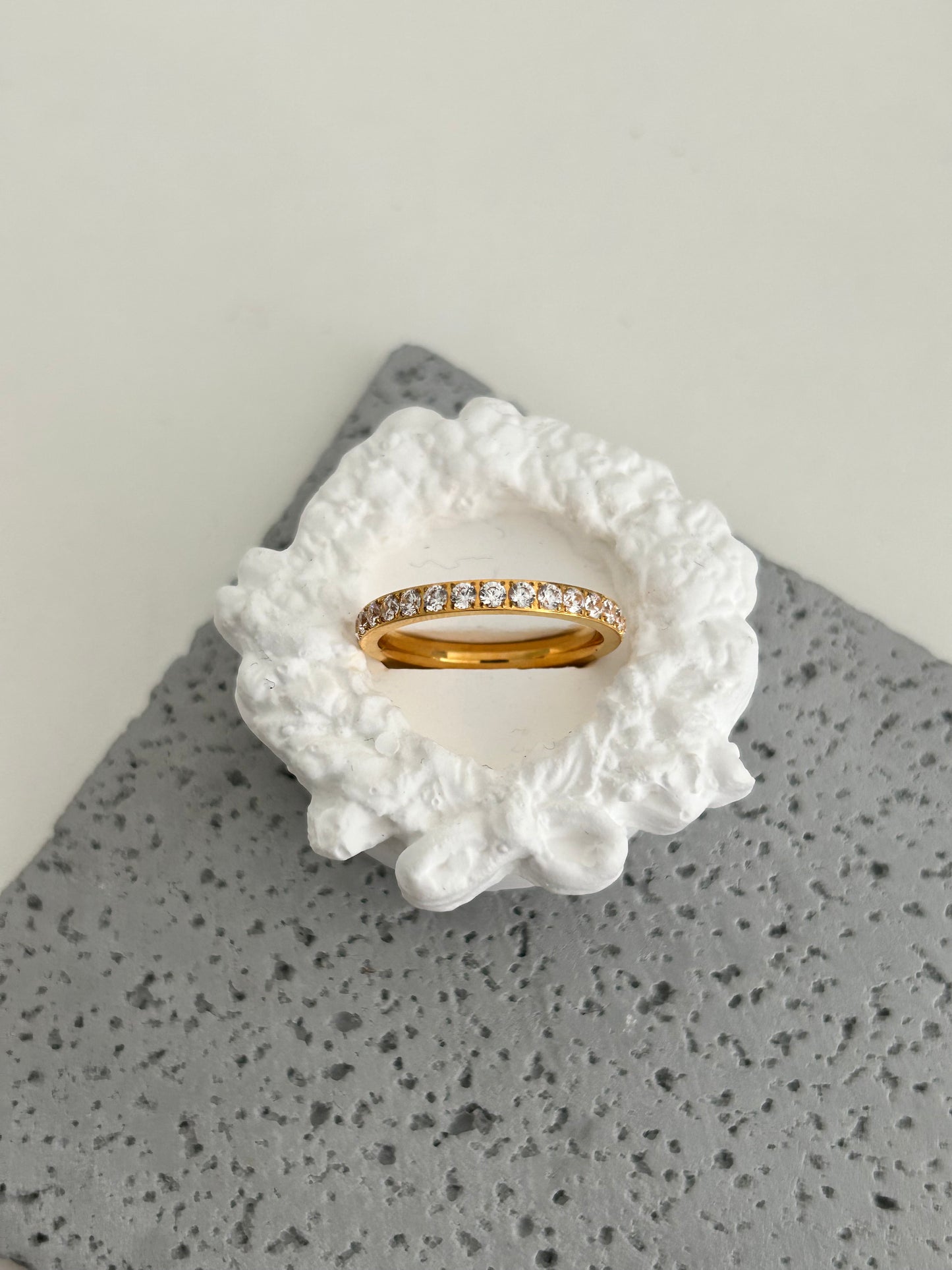 Soha Ring • Non-tarnish bling gold band ring