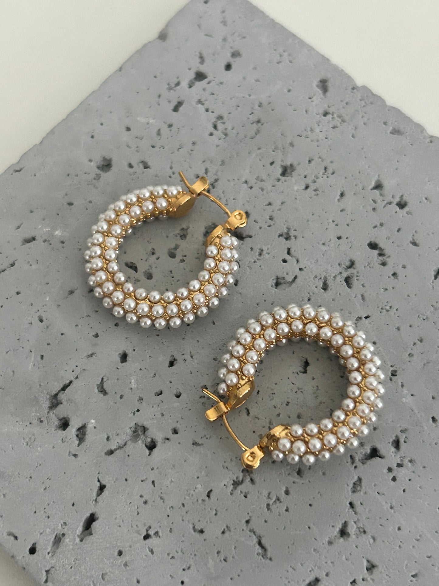 Angelika earrings • Pearl Hoop earrings