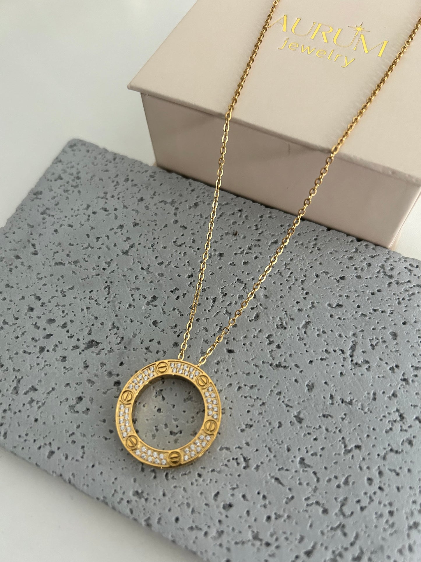 Laya necklace