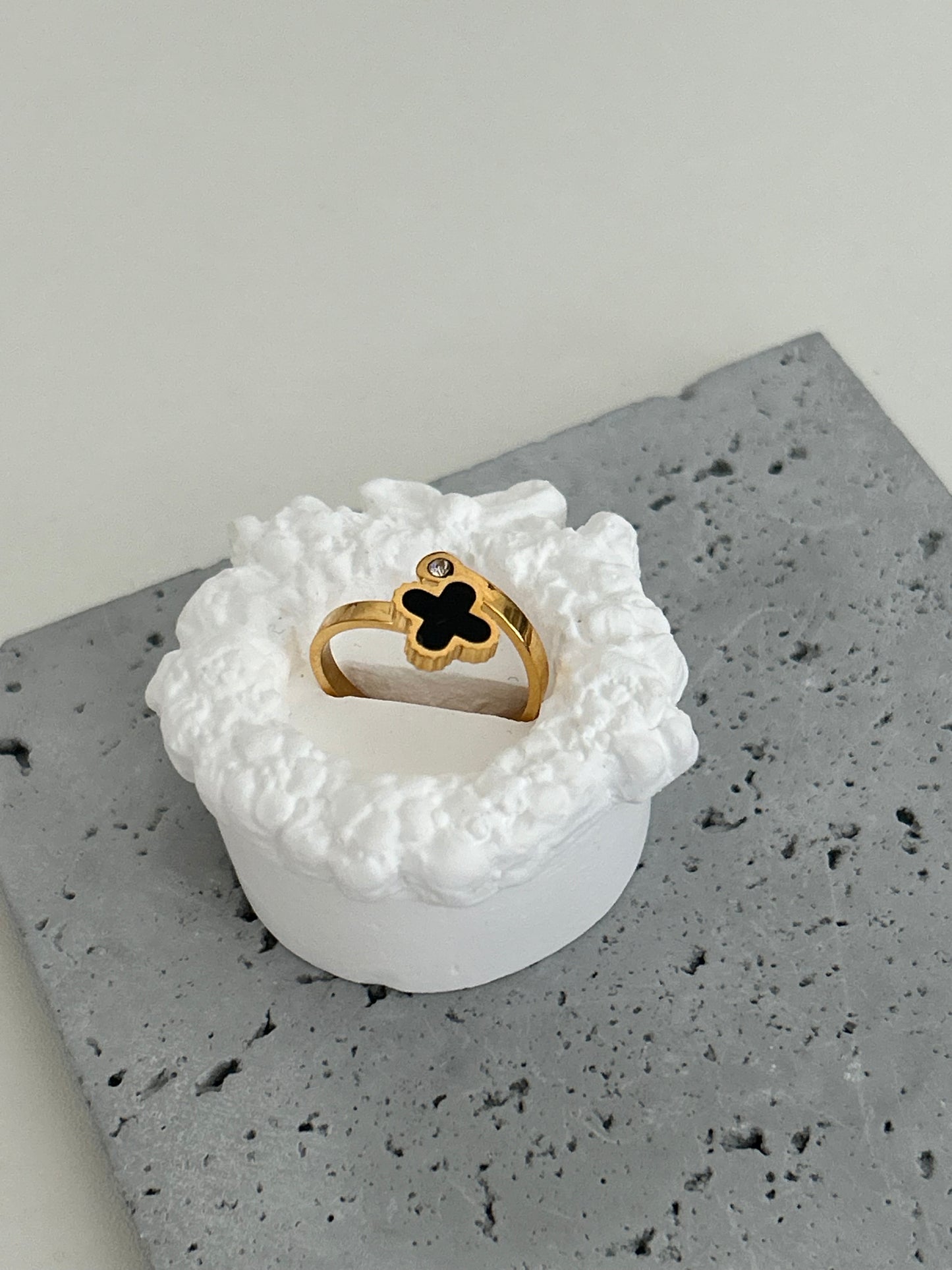 Celeste Ring • Gold adjustable clover ring