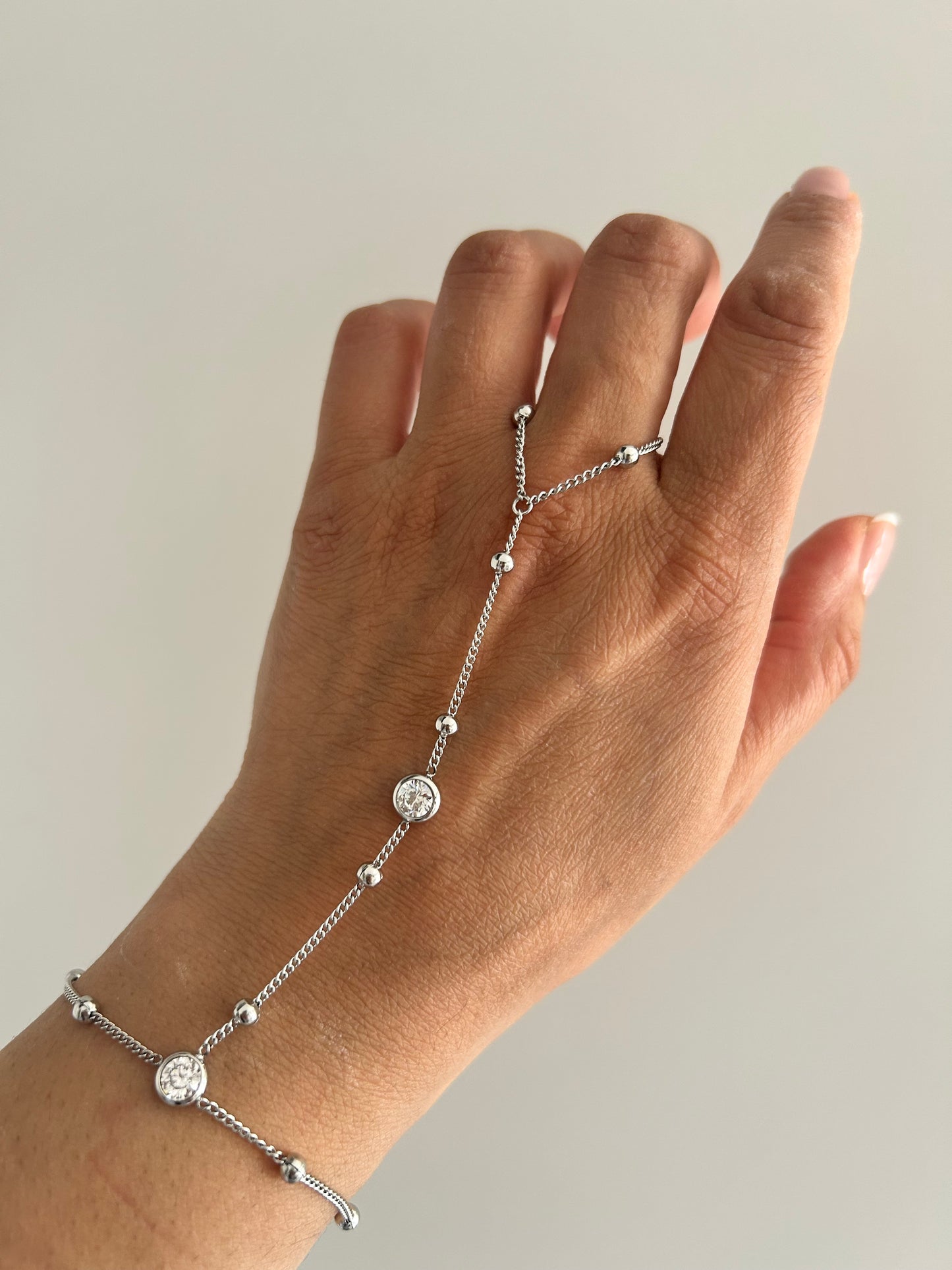 Magalie Hand chain Bracelet & Ring
