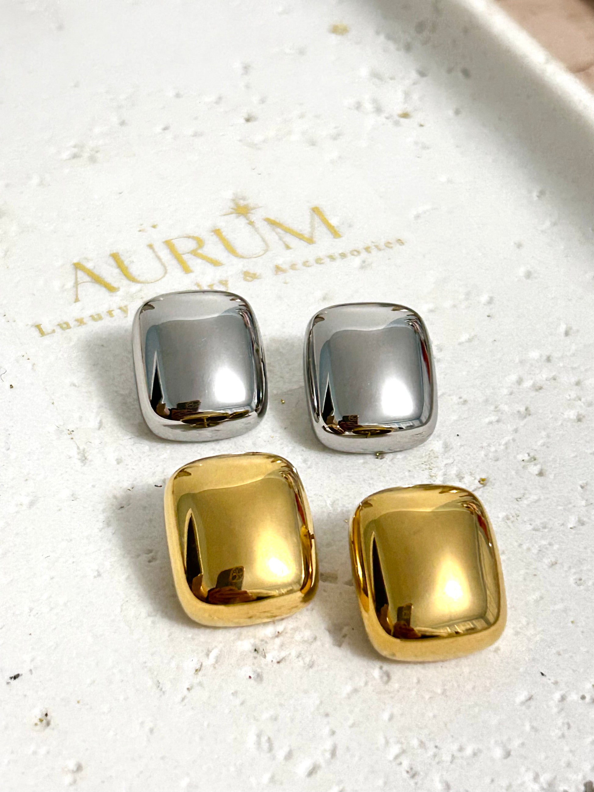 Chunky rectangular gold or silver earrings 