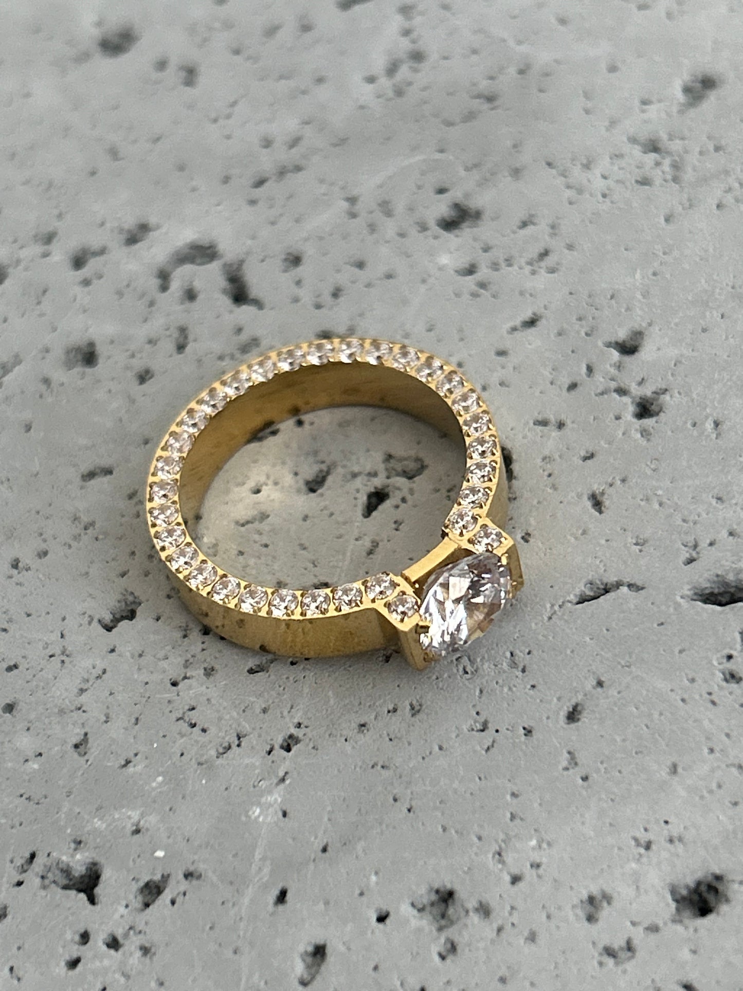 Haisley Ring • Gold ring