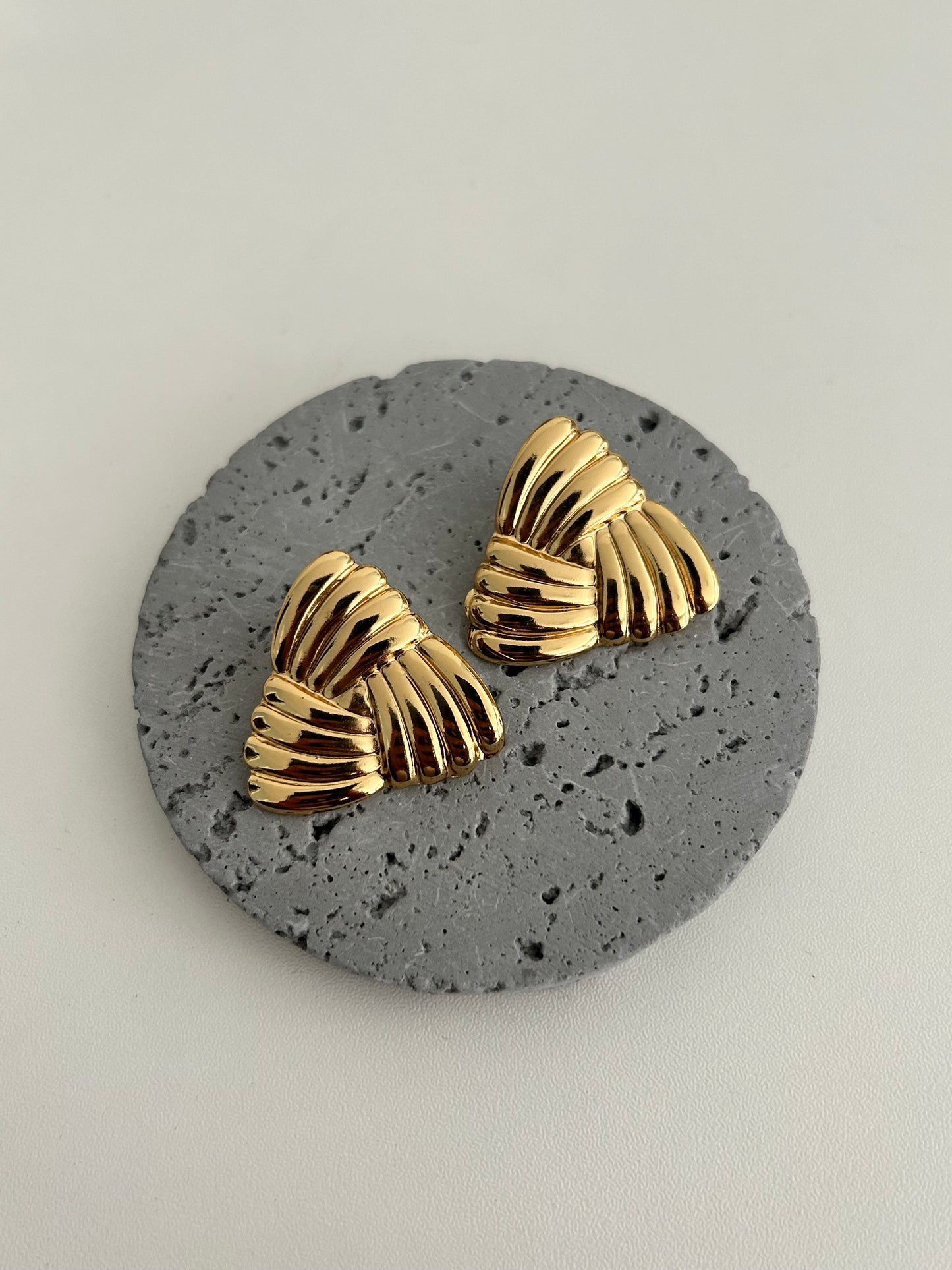 Elina Earrings • Chunky earrings