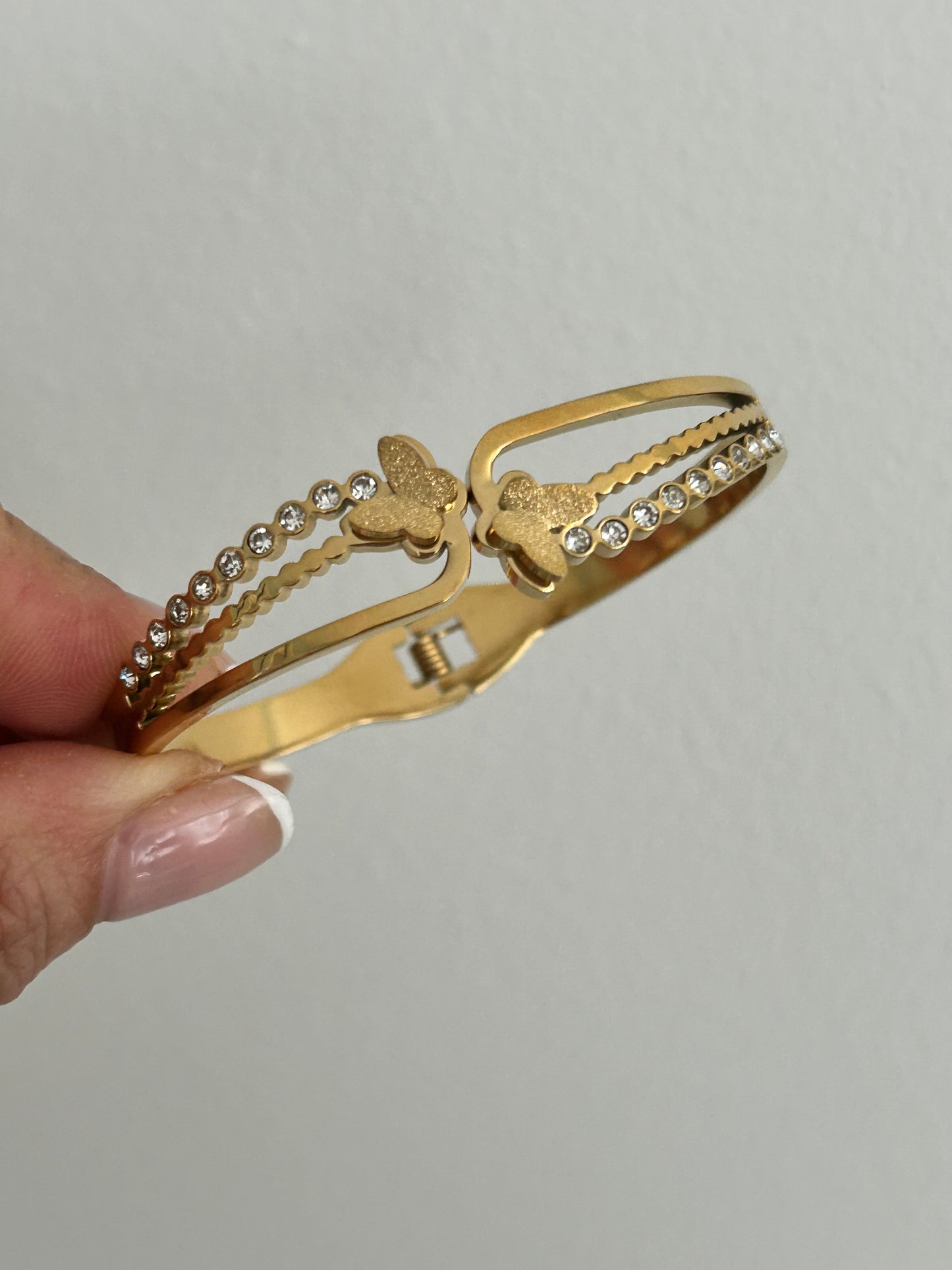 Solene bangle • Butterfly bangle