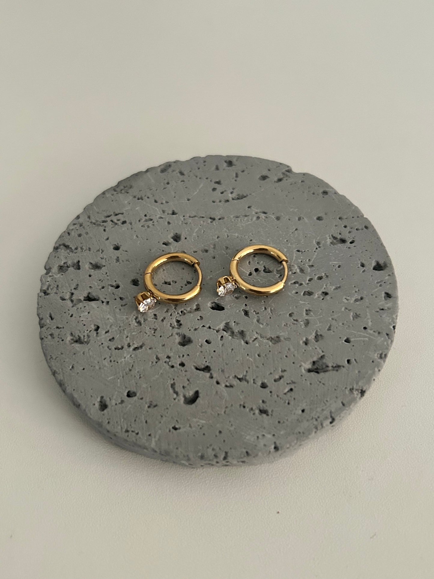 Brinna hoop earring • Minimalist Everyday Wear Huggies