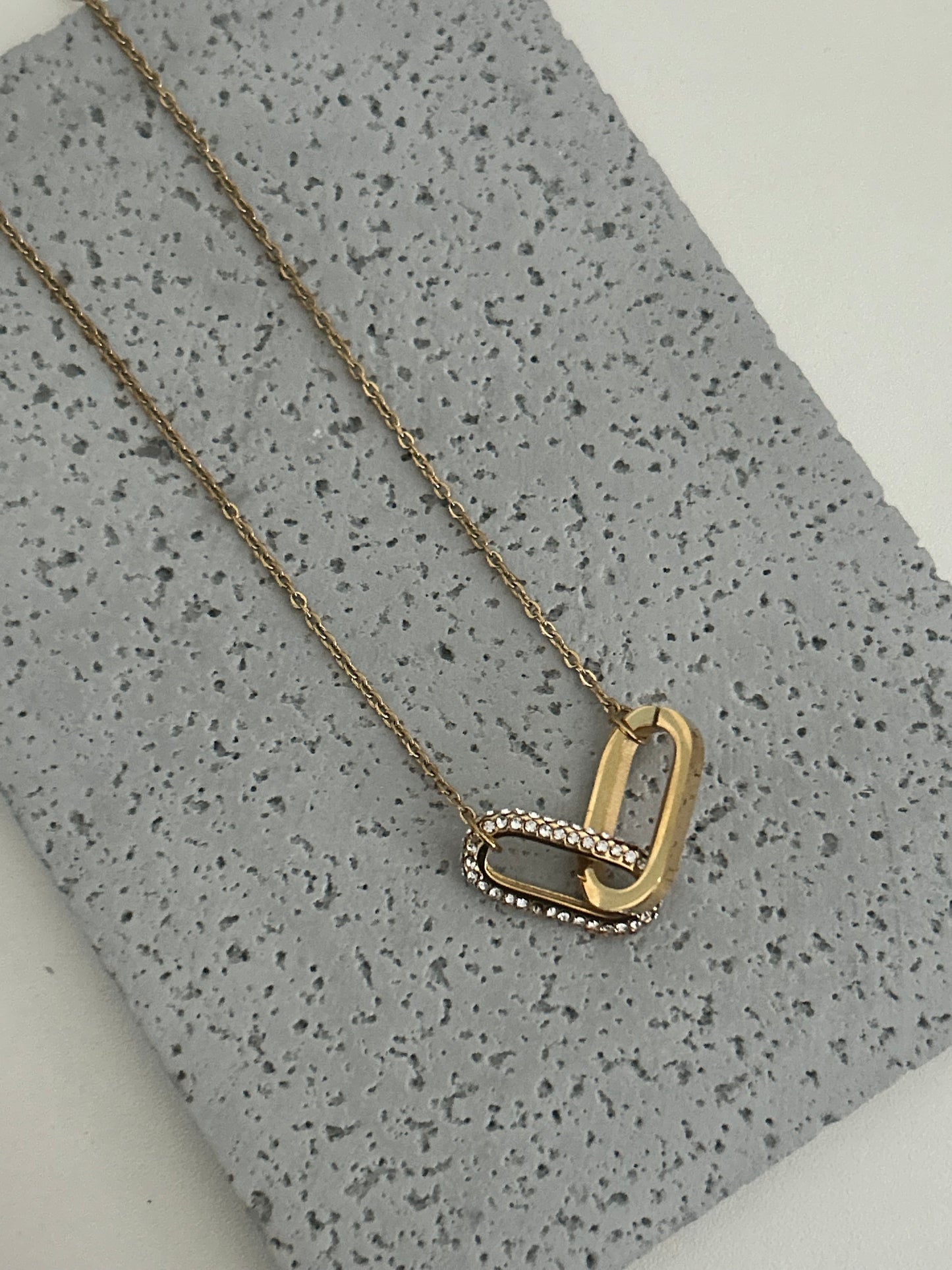 Laisa necklace • Link Gold Necklace