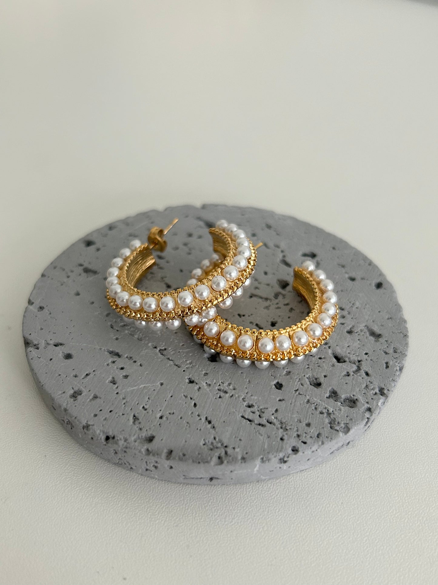 Vanessa Hoop Earrings