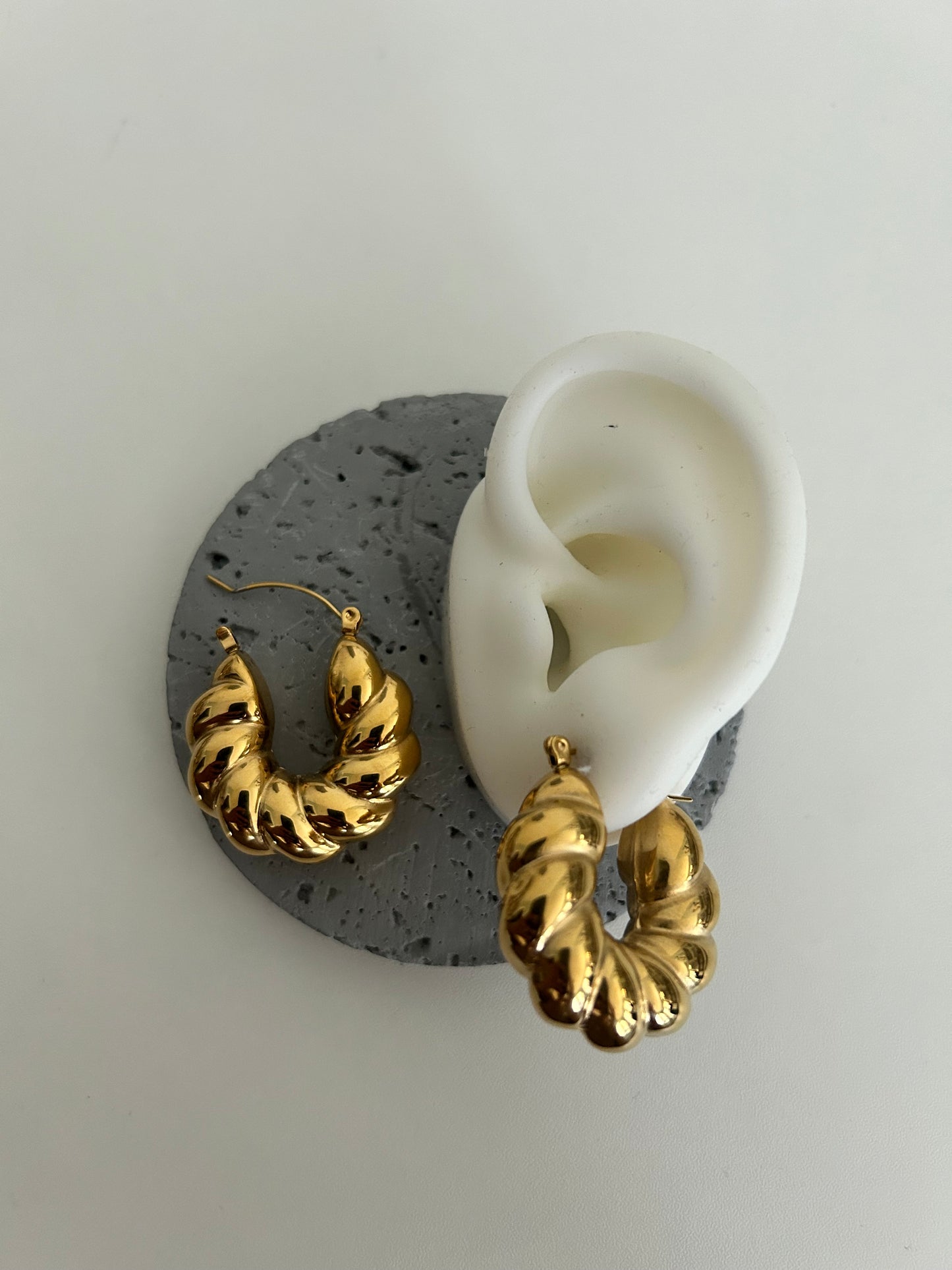 Wahida hoop earrings • Chunky Twisted Gold Hoop Earrings