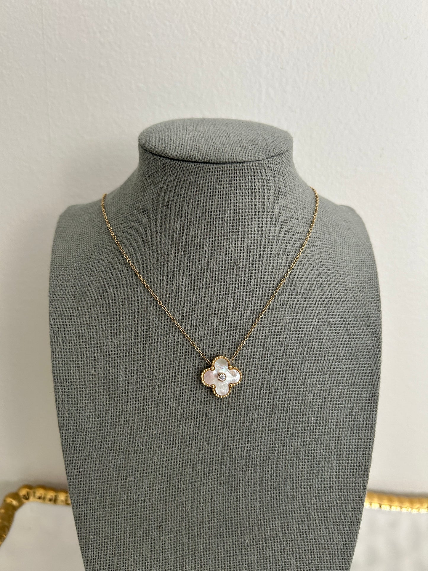 Ameera necklace • Four Leaf Clover Necklace with a Crystal