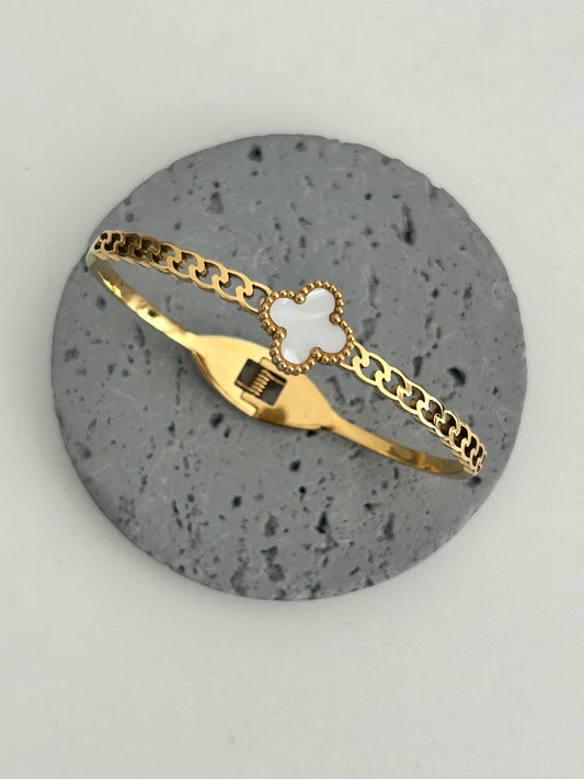 Sofia bangle • Clover bangle