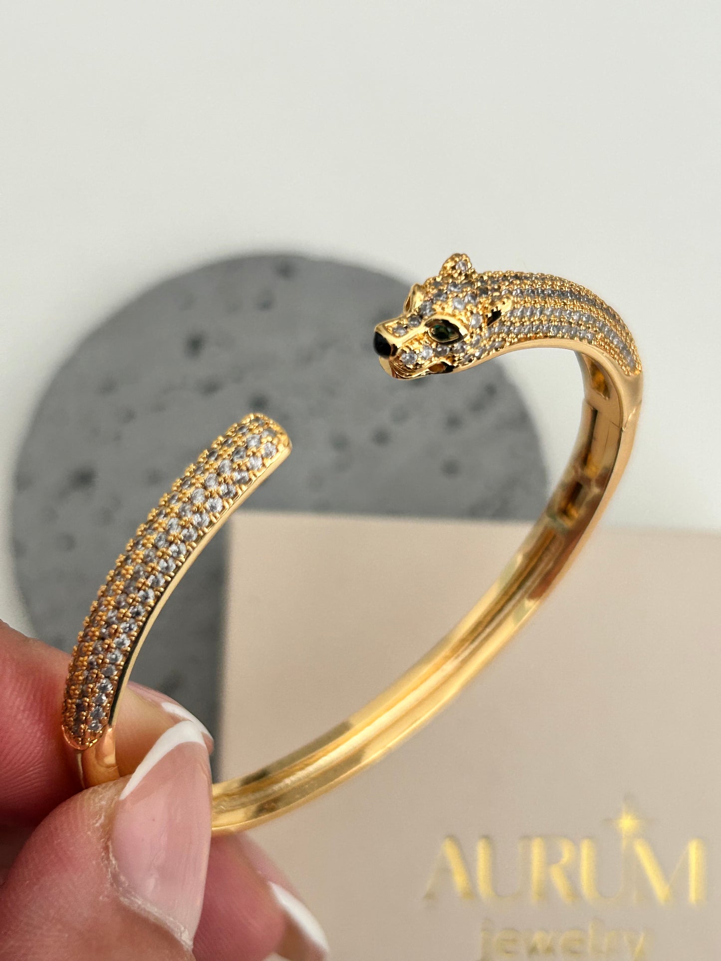 Dame bangle •  Crystal Leopard Bangle