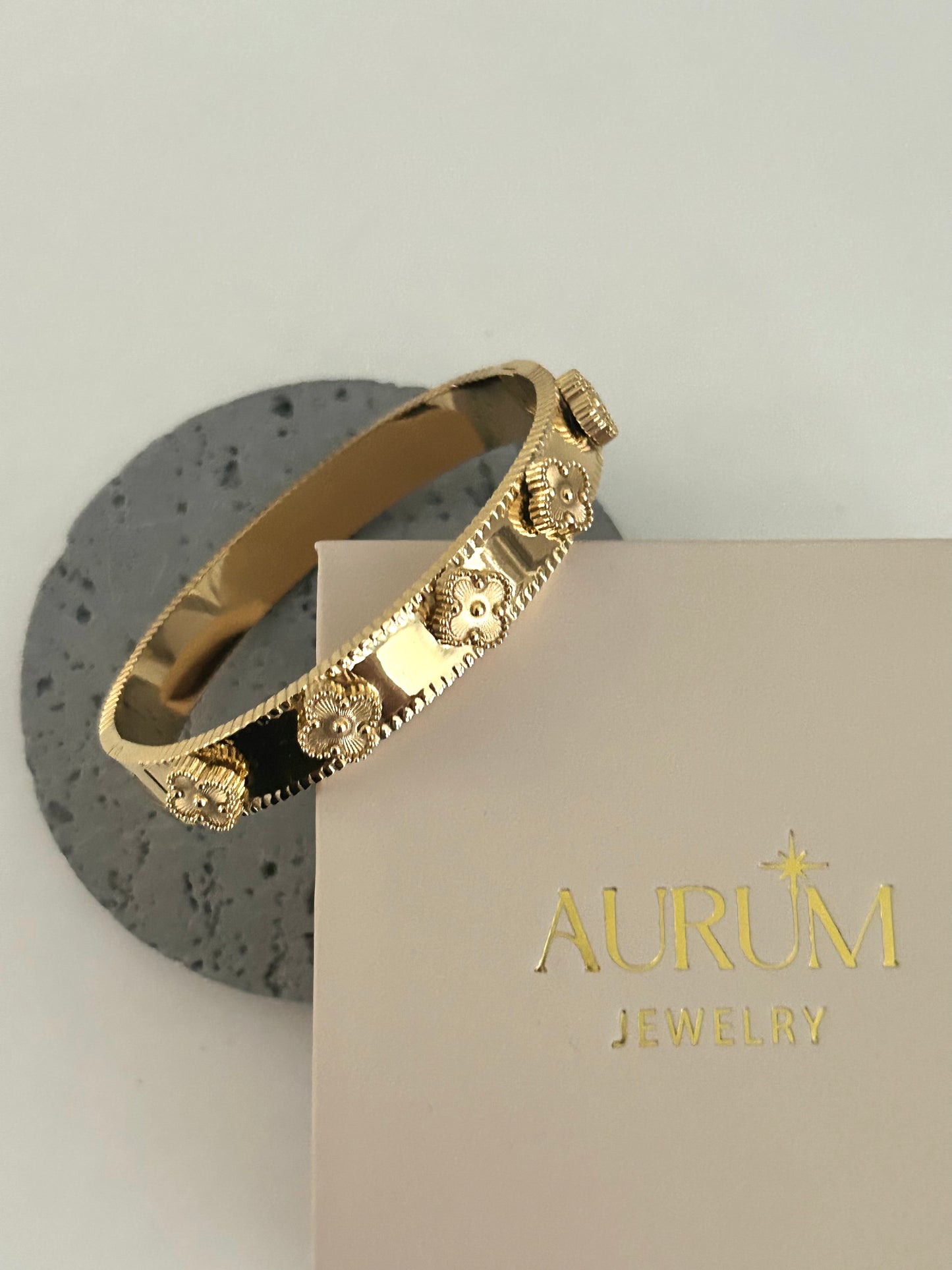 Kareema bangle Gold Clover Bangle