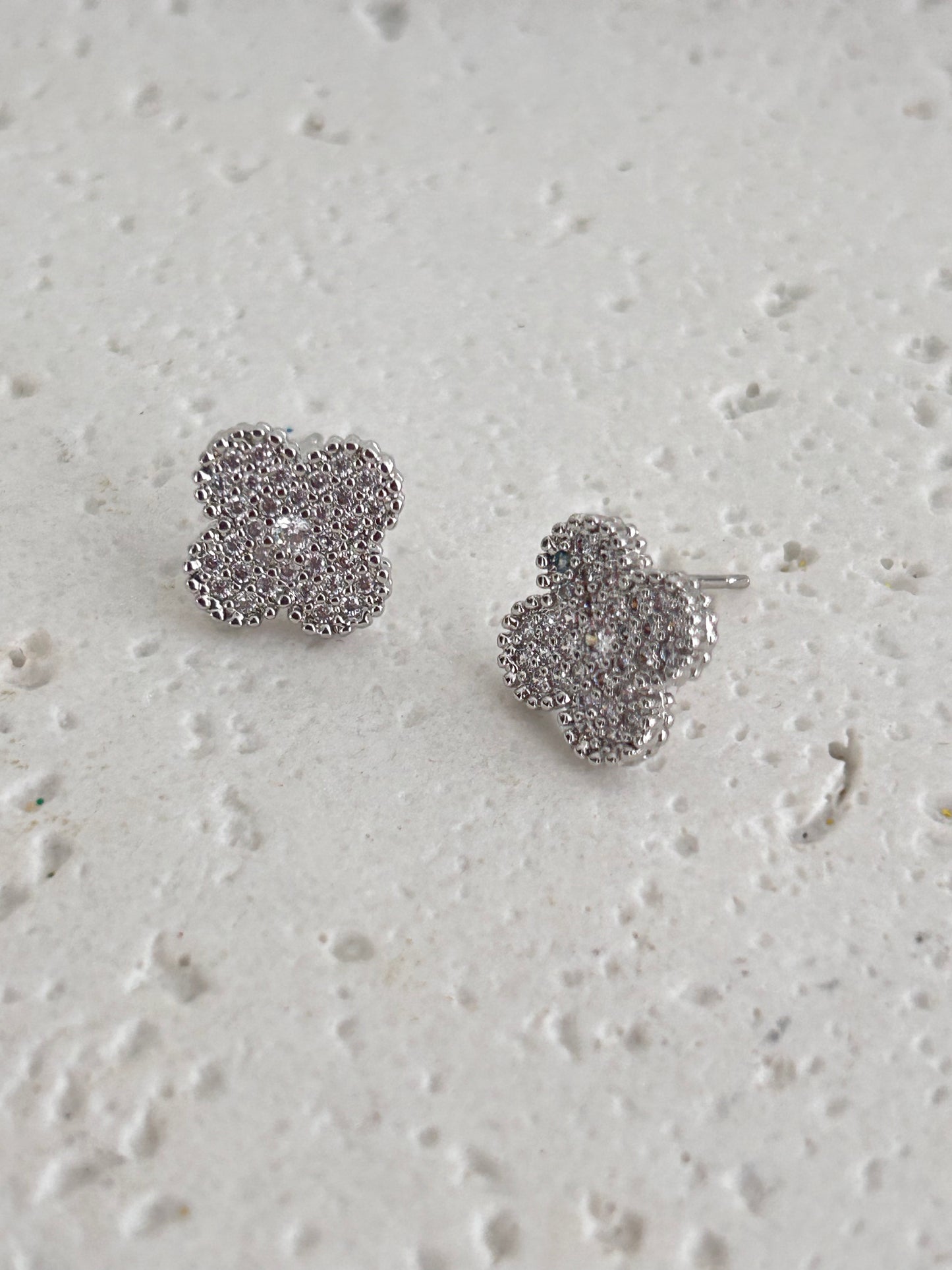 Rukaya earrings • Silver rhinestones clover earrings