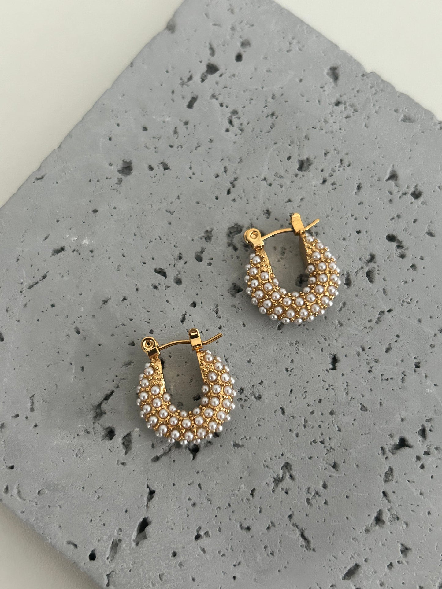 Charlotte hoop earring • Minimalist Everyday Wear Huggies