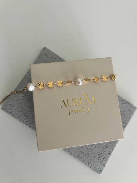 Ani Bracelet Gold Pearl bracelet