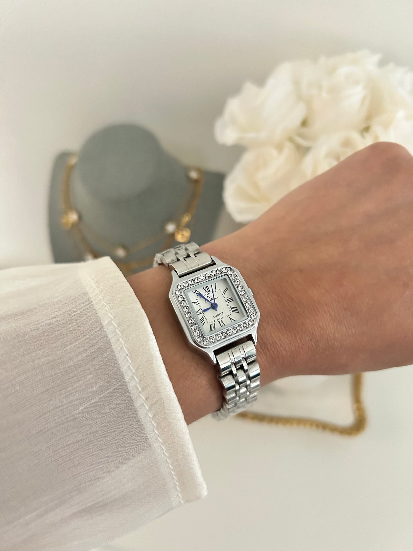 Noor watch in silver