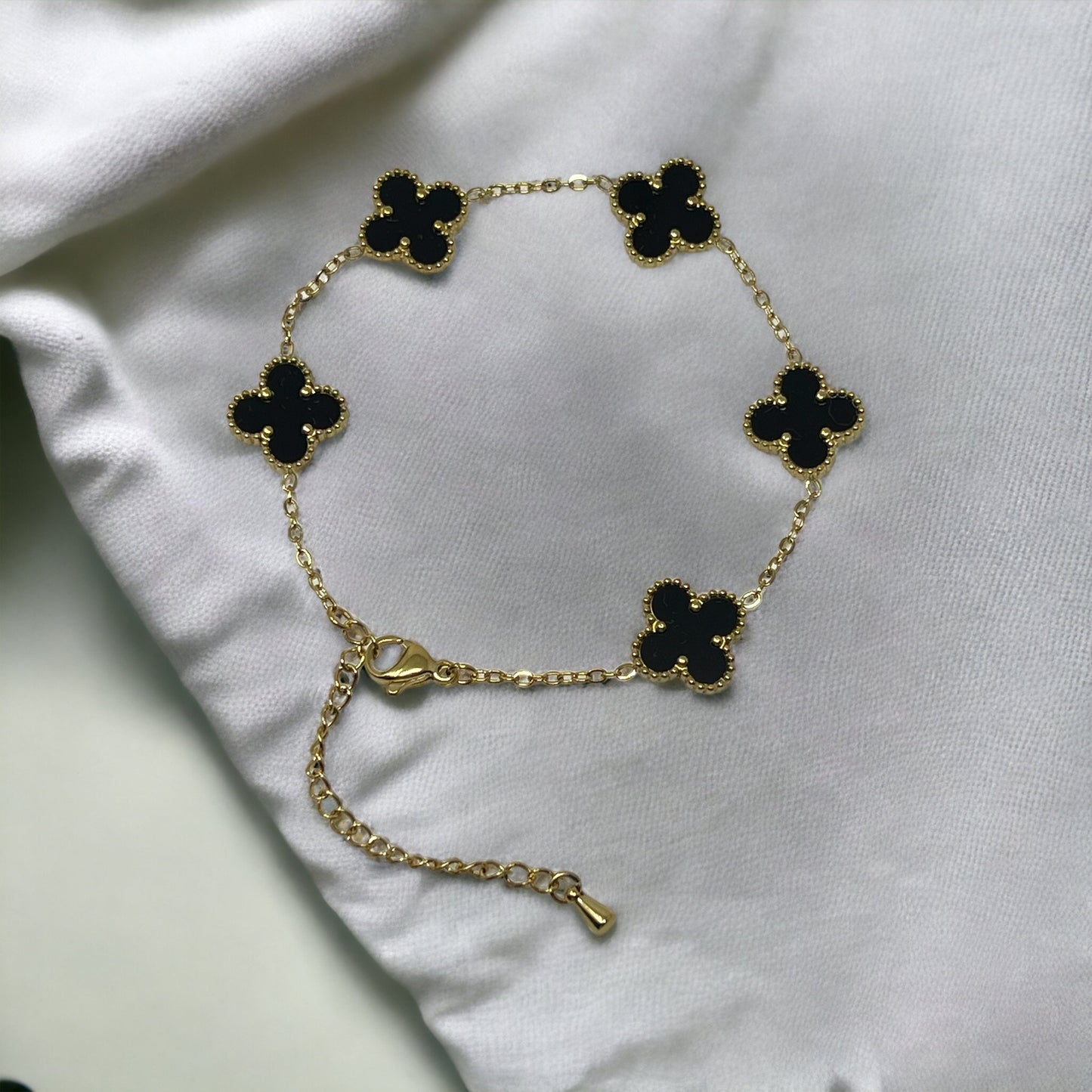 Black clover bracelet