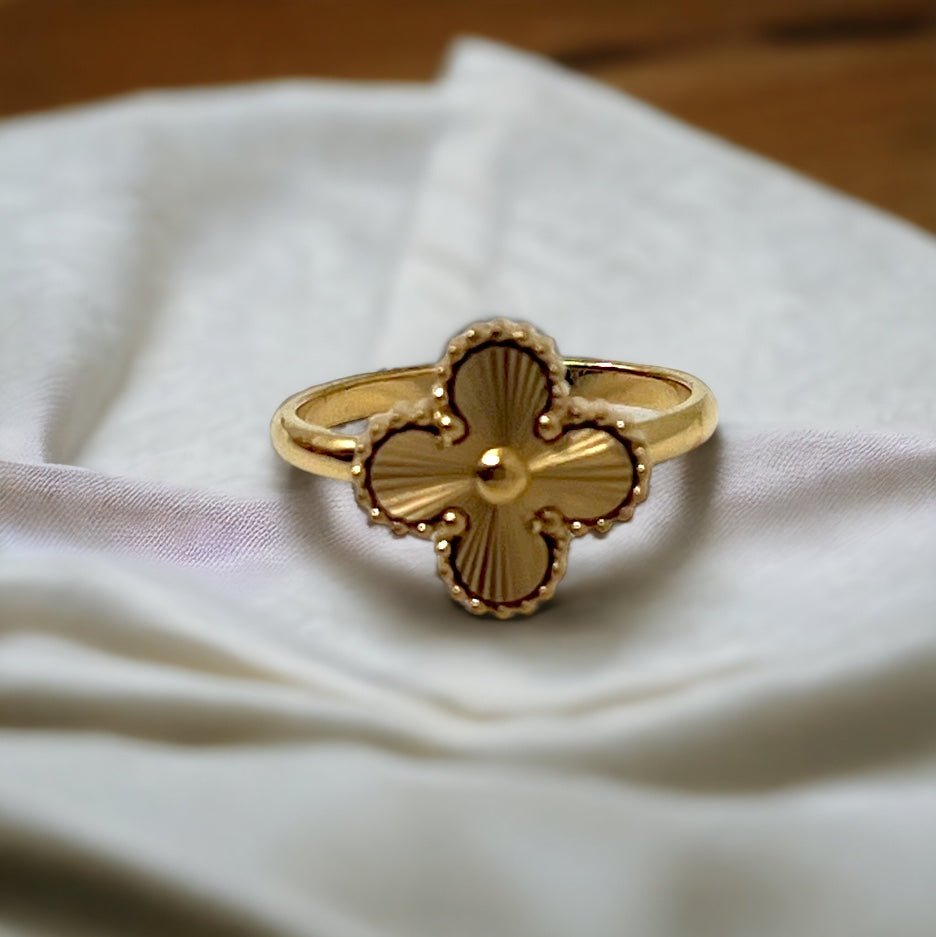 Aliya ring • gold four leaf clover - Aurum Jewelry & Accessories